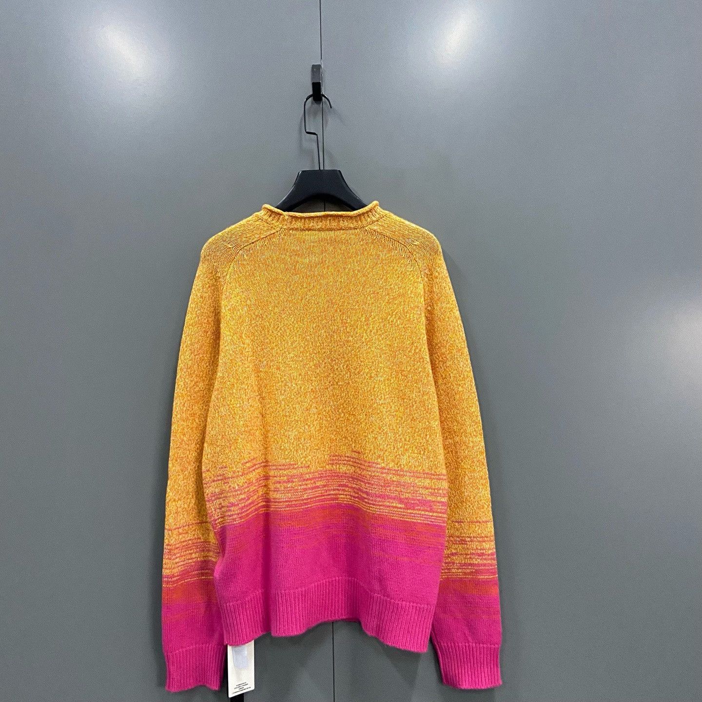Hermes Hermes Tie-Dye Gradient Multi Sweater XL Women Size XL / US 12-14 / IT 48-50 - 4 Thumbnail