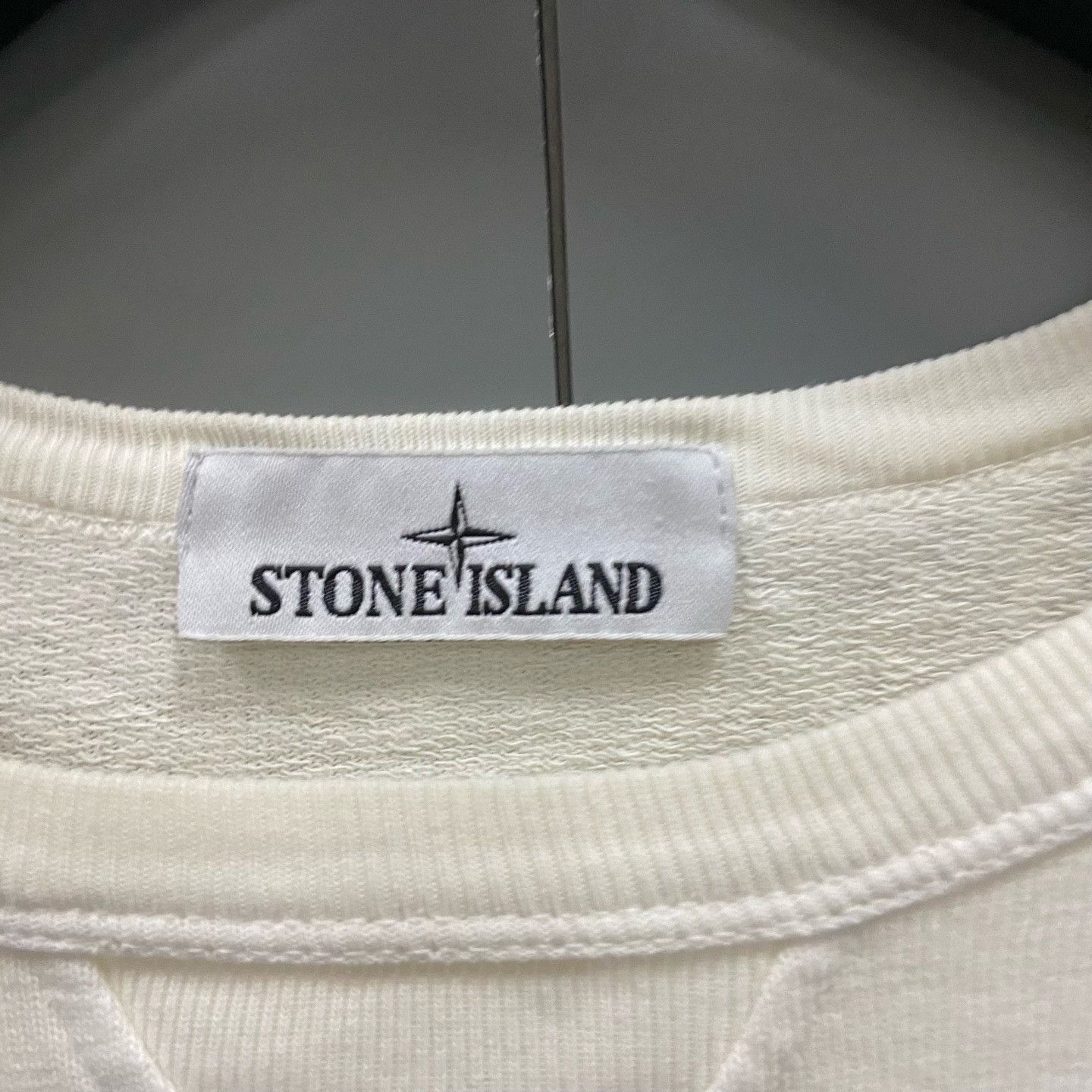 Stone Island Stone Island White Hoodie s Men Size US S / EU 44-46 / 1 - 2 Thumbnail
