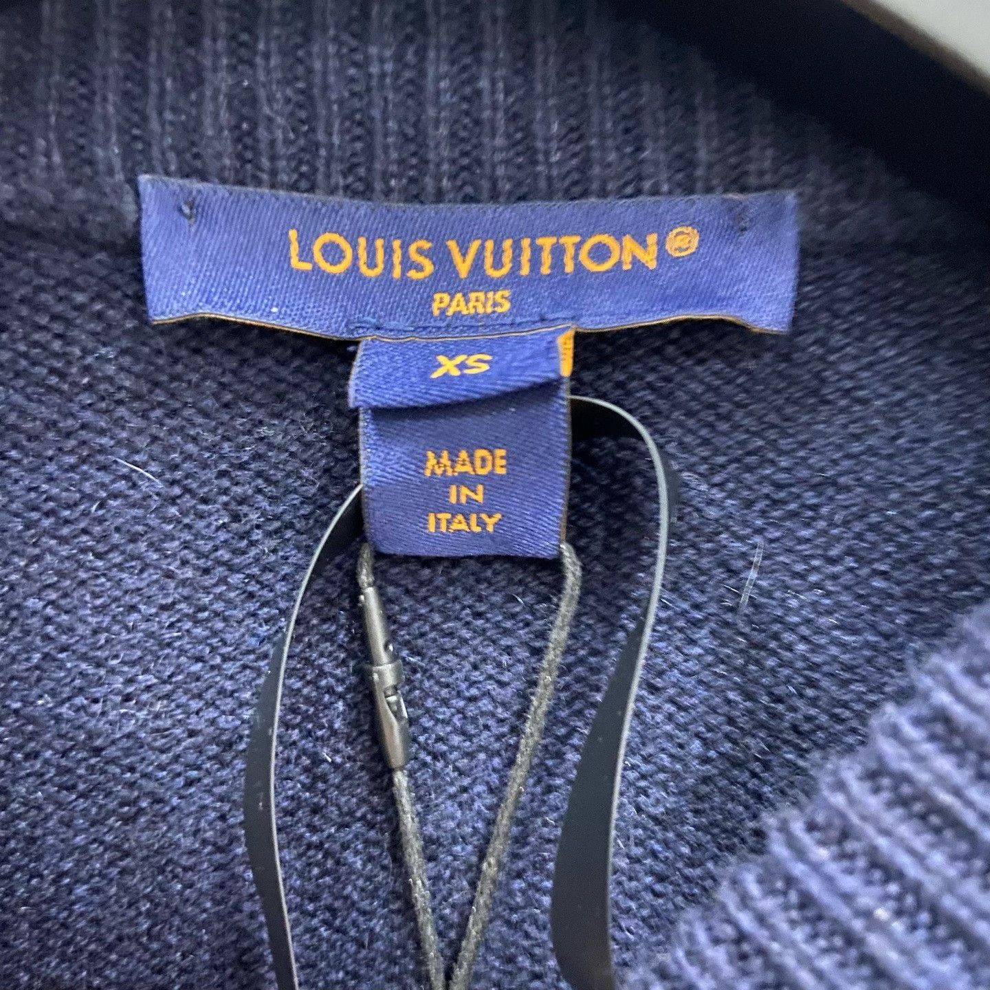 Louis Vuitton Louis Vuitton Knit Embroidered Sweater XS Women Size XS / US 0-2 / IT 36-38 - 3 Thumbnail