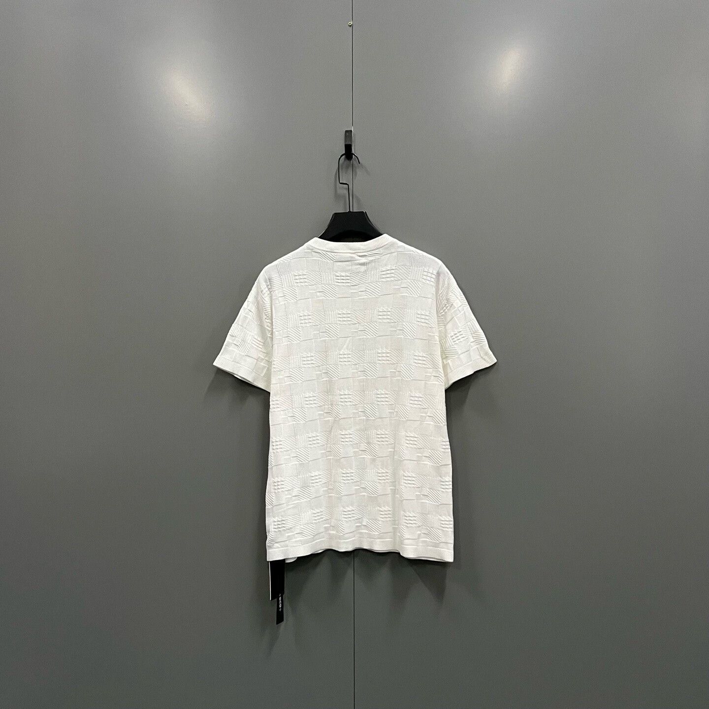 Louis Vuitton Louis Vuitton Retro White T-Shirt s Men Size US S / EU 44-46 / 1 - 3 Thumbnail