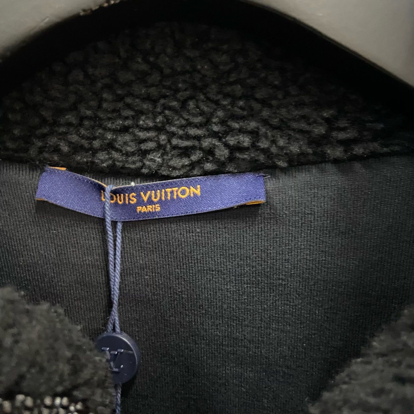 Louis Vuitton Louis Vuitton Collab Light Jacket s Men Size US S / EU 44-46 / 1 - 3 Thumbnail