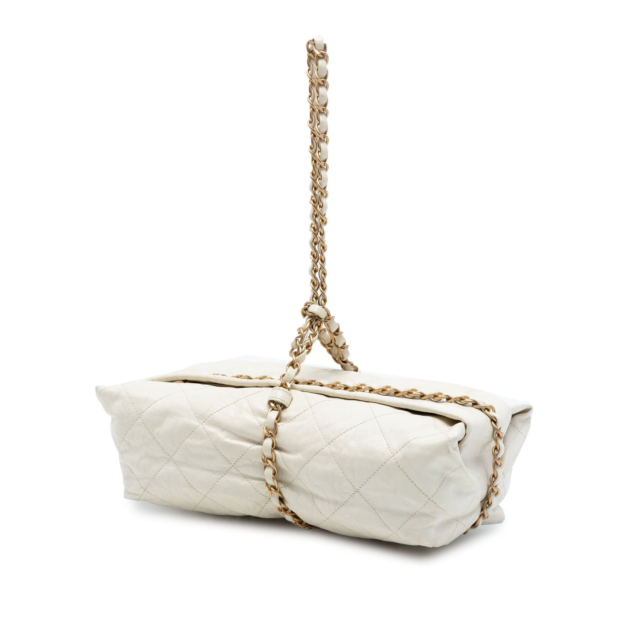 Chanel Quilted Calfskin Midnight Swim Baluchon Bag Size ONE SIZE - 2 Thumbnail