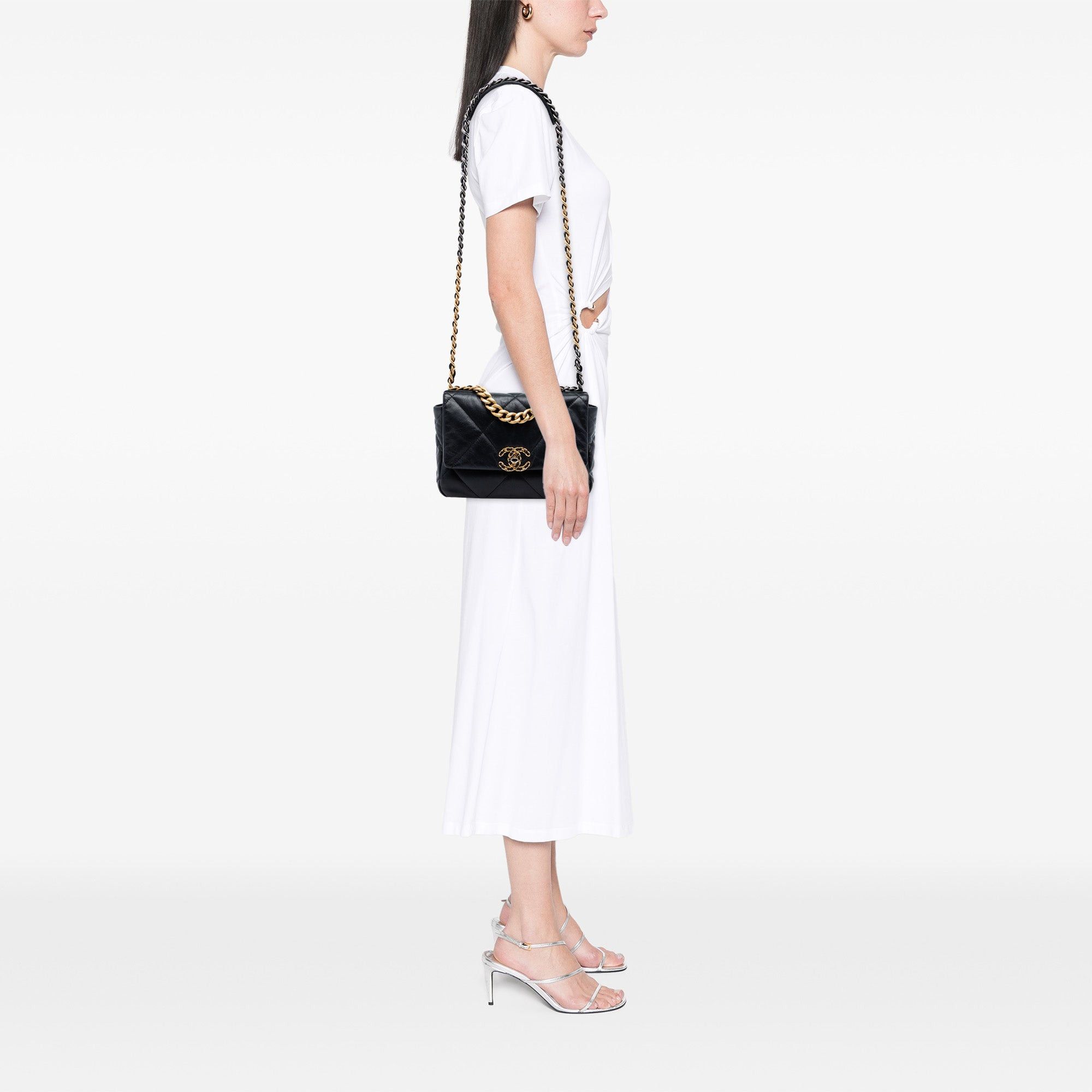 Chanel Medium Lambskin 19 Flap Size ONE SIZE - 7 Thumbnail