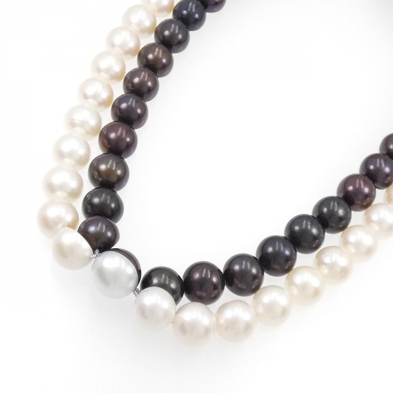 Other Tasaki Tasaki 750 Yellow Gold Freshwater Pearl Necklace Precious Metal Necklace UFCN1212 DUTY FREE for USA Size ONE SIZE - 2 Thumbnail