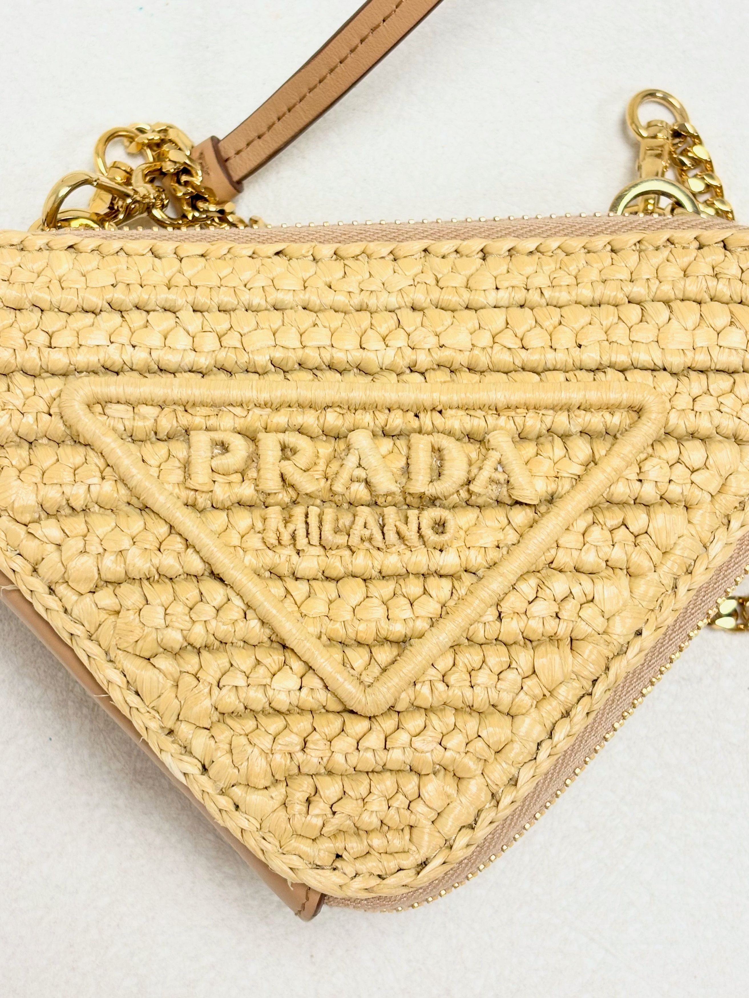 Prada Sac Triangle Raffia Size ONE SIZE - 2 Thumbnail