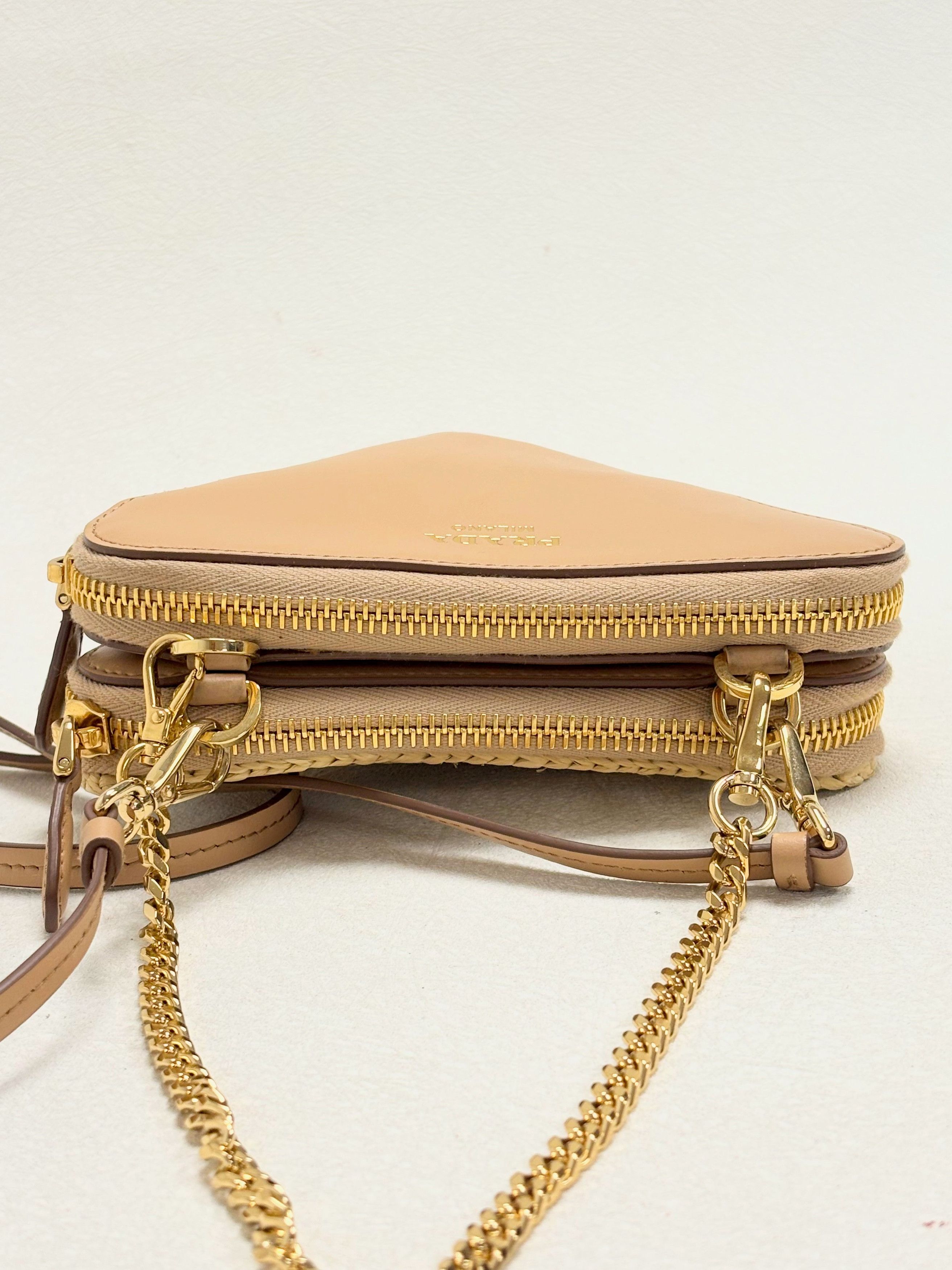 Prada Sac Triangle Raffia Size ONE SIZE - 8 Thumbnail