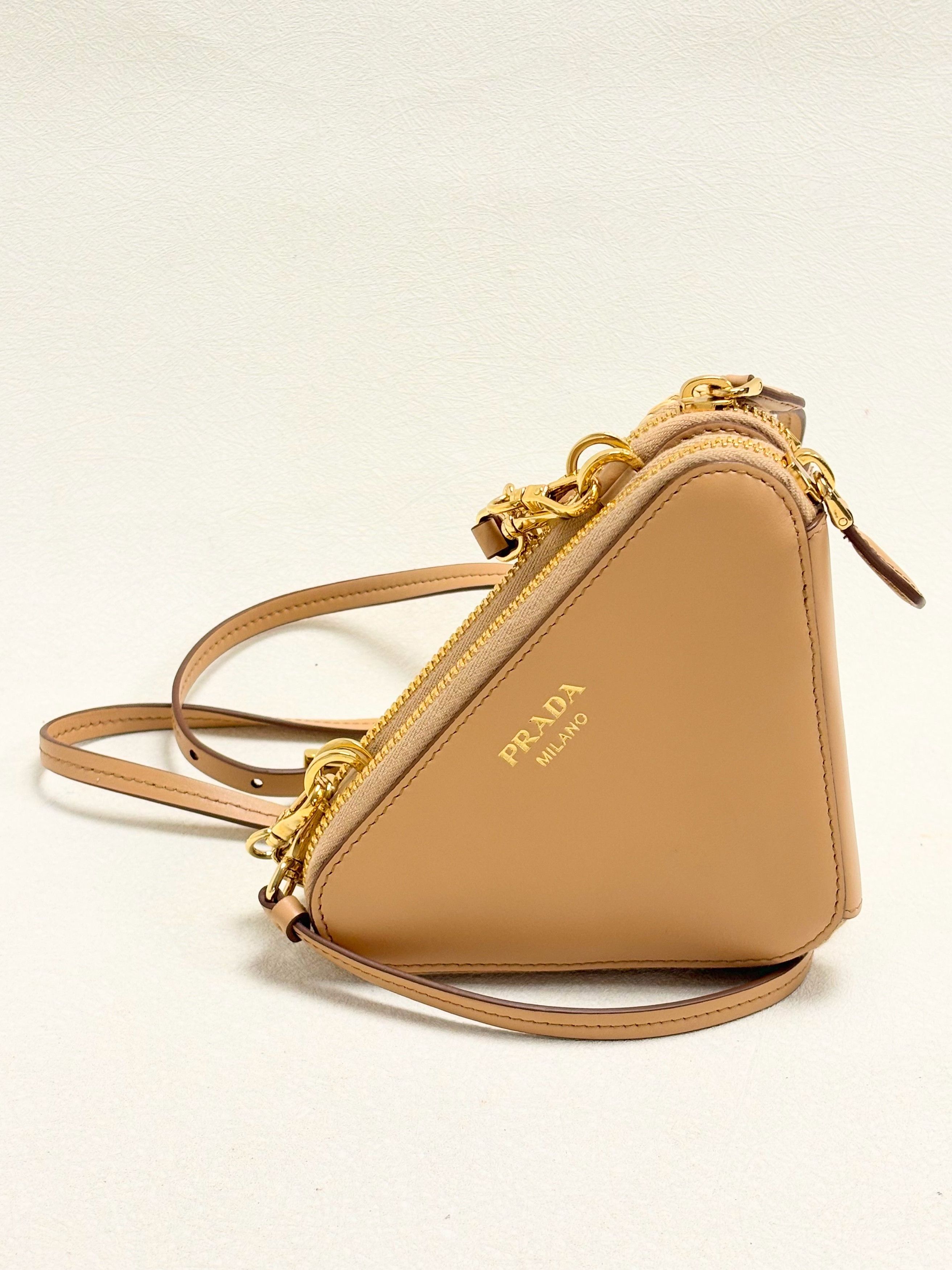 Prada Sac Triangle Raffia Size ONE SIZE - 5 Thumbnail