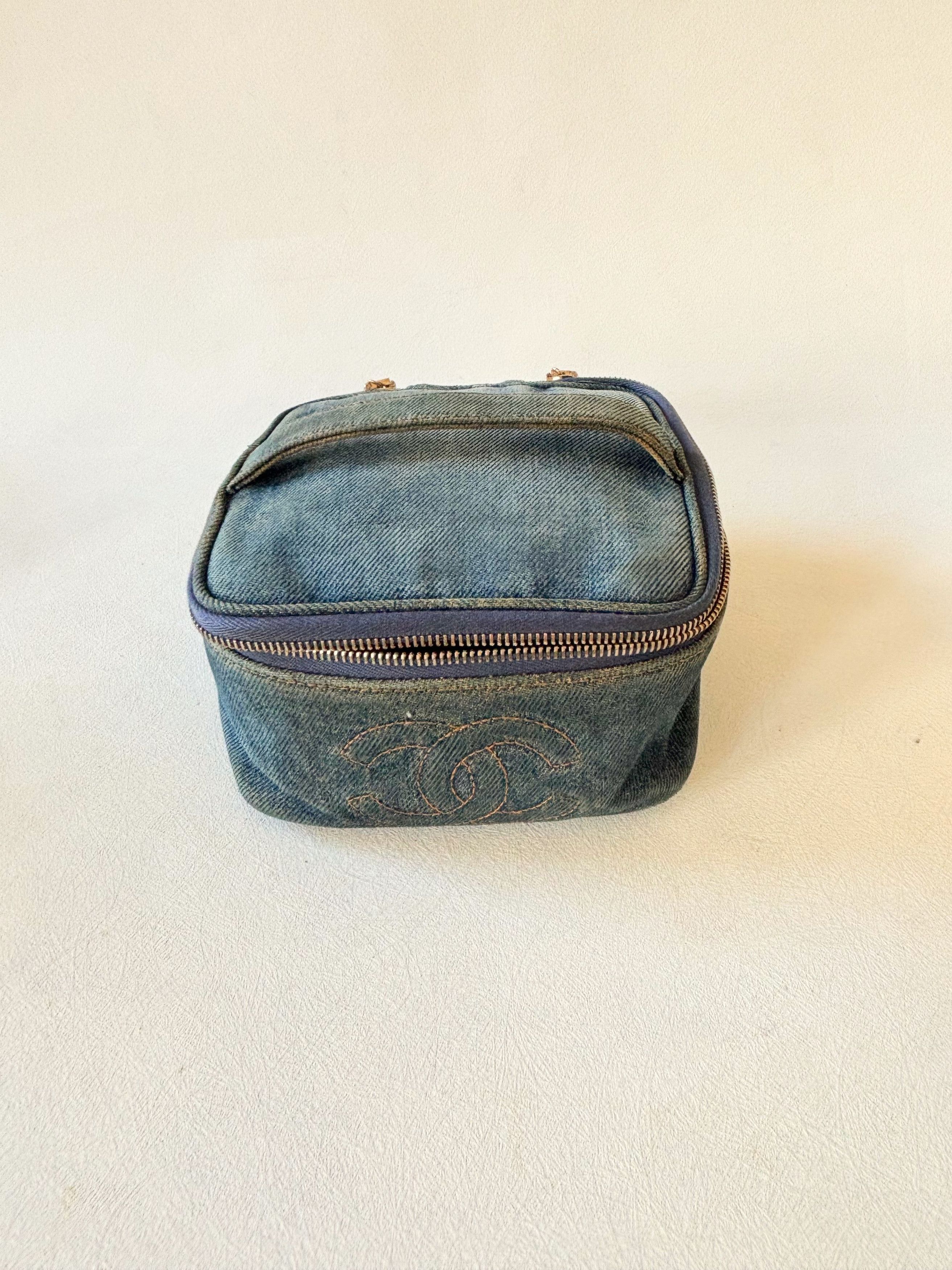 Chanel Vanity Case Denim Size ONE SIZE - 12 Thumbnail