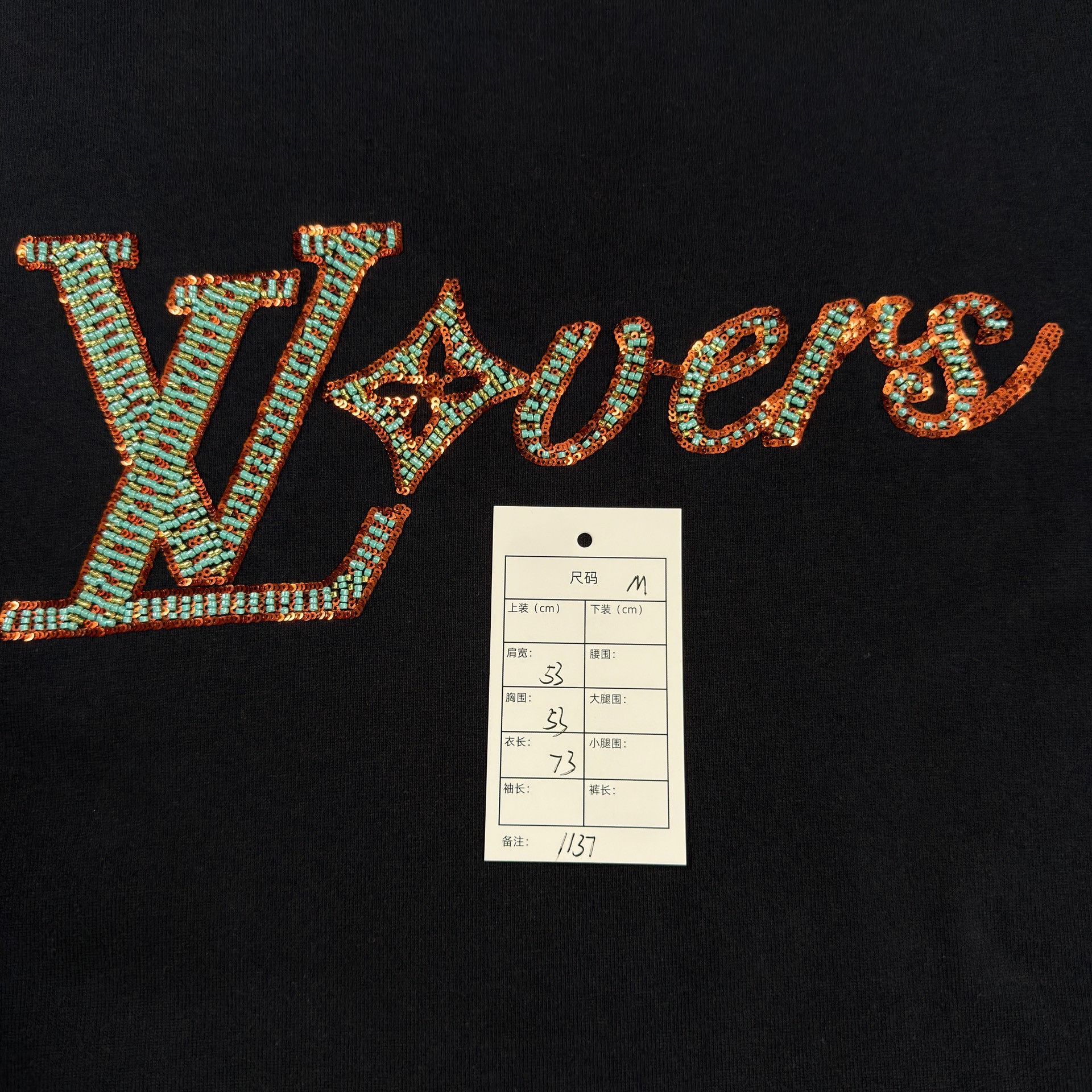 Louis Vuitton Louis Vuitton Sequin LVovers T-Shirt Size M Size US M / EU 48-50 / 2 - 8 Thumbnail
