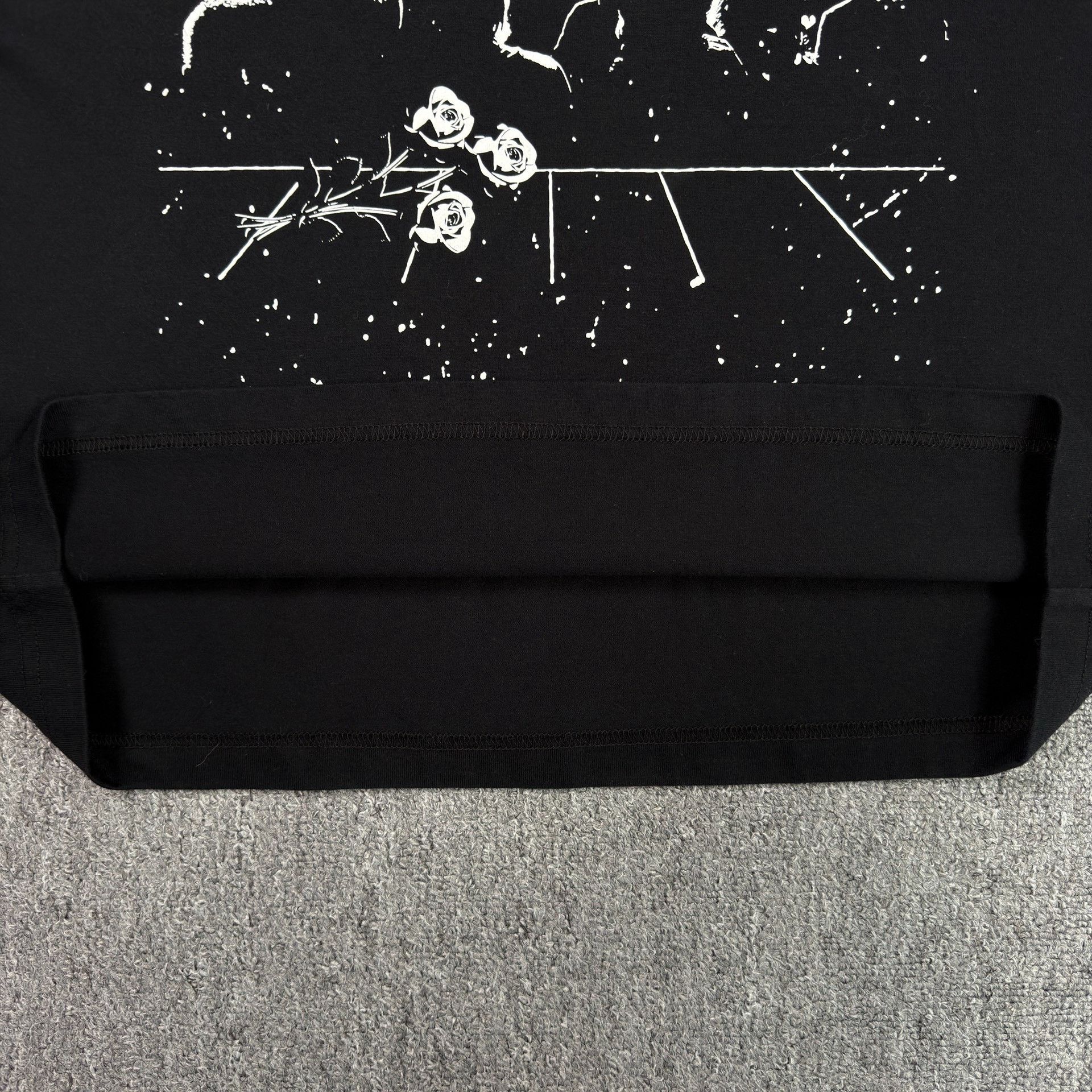 Louis Vuitton Louis Vuitton Concert Graphic T-Shirt US S Size US S / EU 44-46 / 1 - 6 Thumbnail