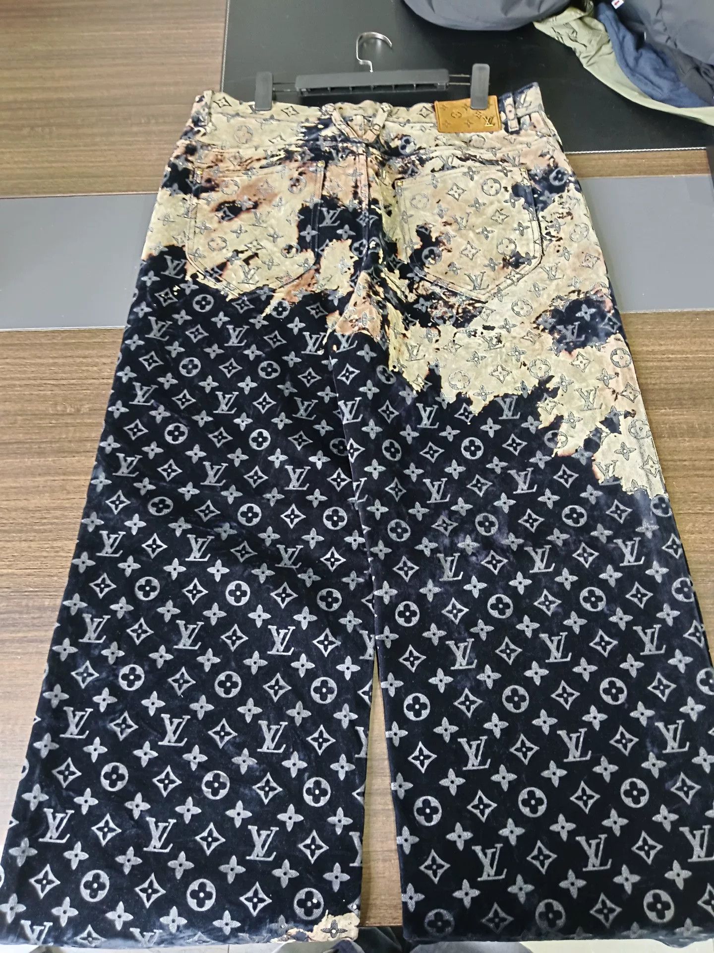 Louis Vuitton Louis Vuitton Fire Cloud Monogram Denim US 34 Size US 34 / EU 50 - 3 Thumbnail