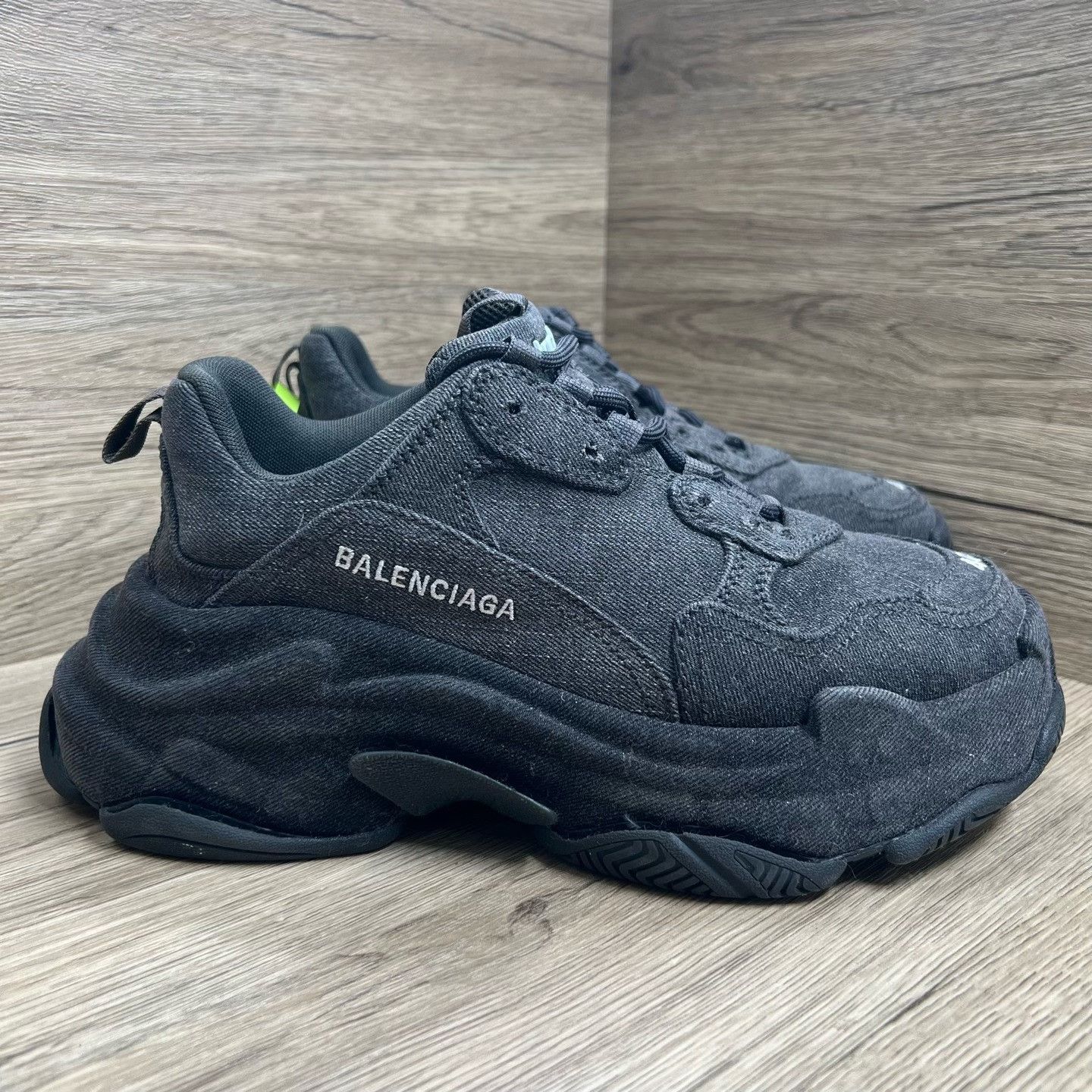 Balenciaga Balenciaga Denim Gray Lowtop Sneakers 7 Men Size US 7 / EU 40 - 3 Thumbnail