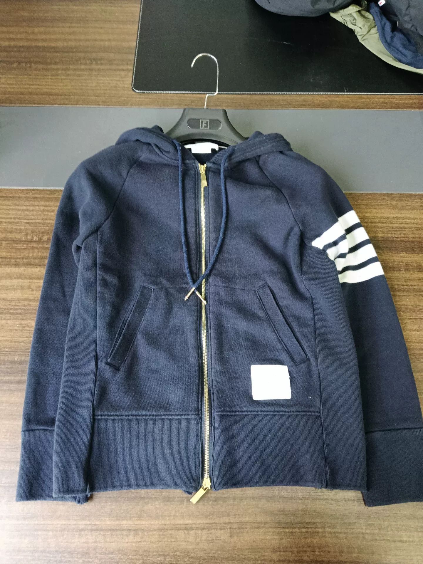 Thom Browne Thom Browne 4-Bar Zip-up Hoodie Size 2 Size US M / EU 48-50 / 2 - 2 Thumbnail