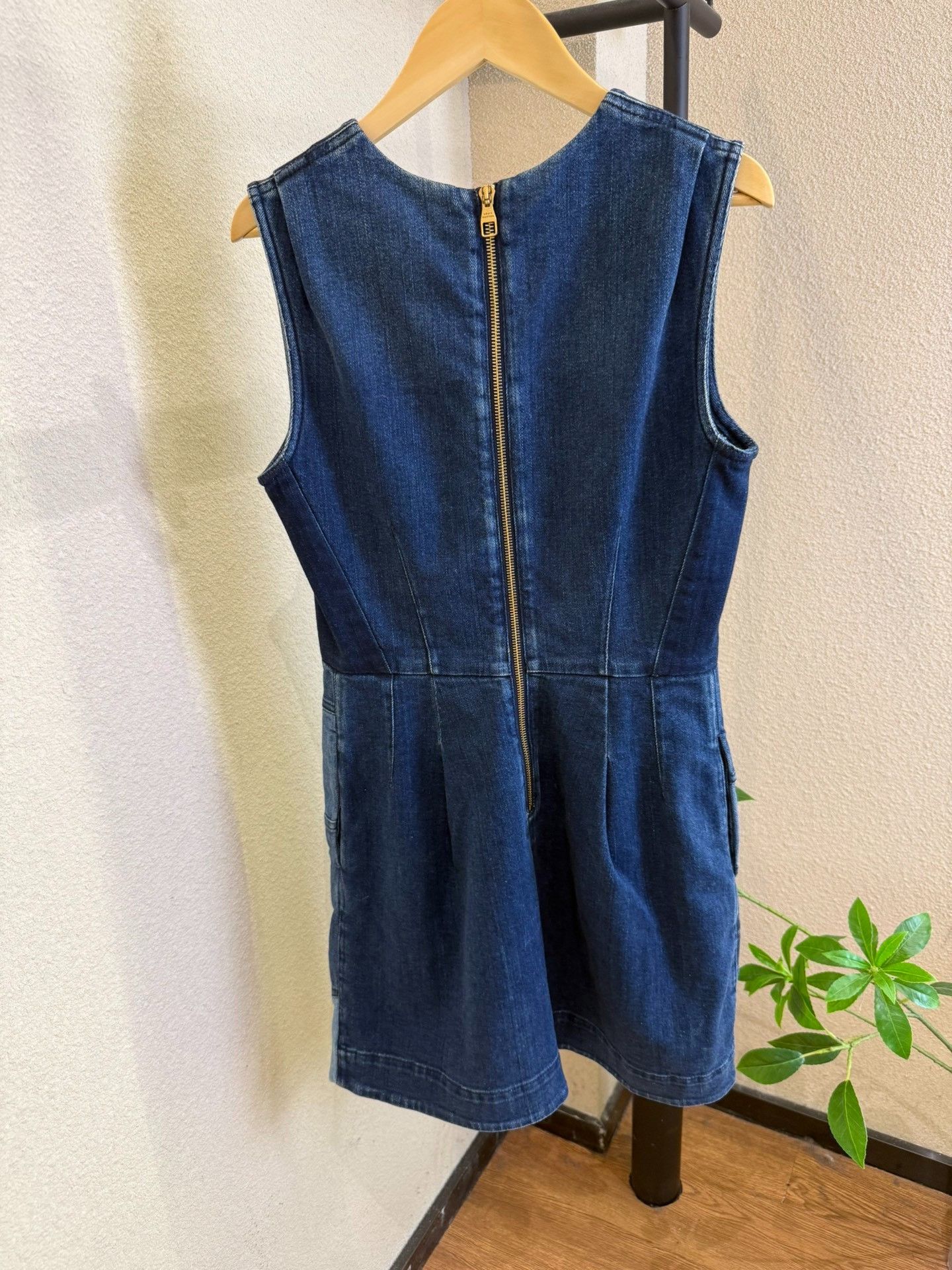 Louis Vuitton Louis Vuitton Monogram Patchwork Denim Dress 36 Size XS / US 0-2 / IT 36-38 - 3 Thumbnail