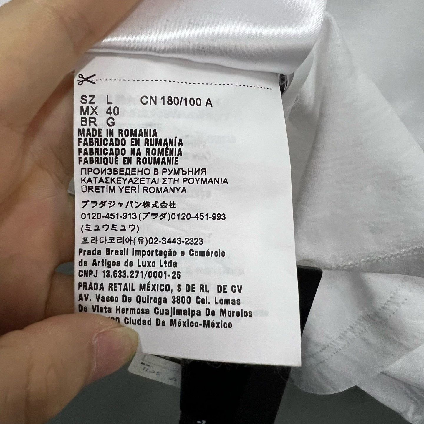 Prada Prada Printed White T-Shirt l Men Size US L / EU 52-54 / 3 - 4 Thumbnail