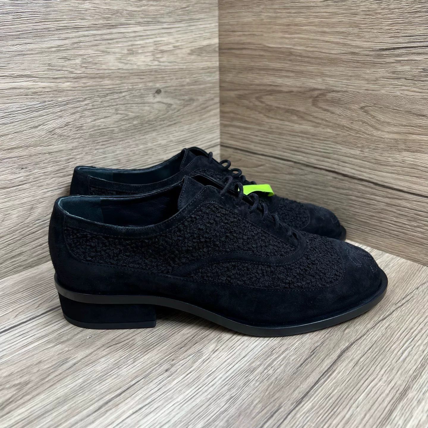 Chanel Chanel Black Lowtop Sneakers us_8 Women Size US 8 / IT 38 - 4 Thumbnail