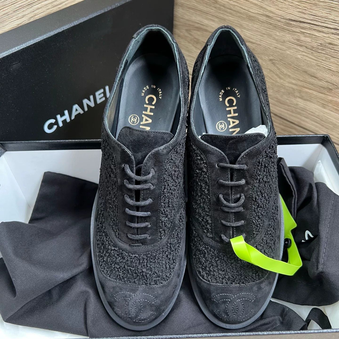 Chanel Chanel Black Lowtop Sneakers us_8 Women Size US 8 / IT 38 - 3 Thumbnail