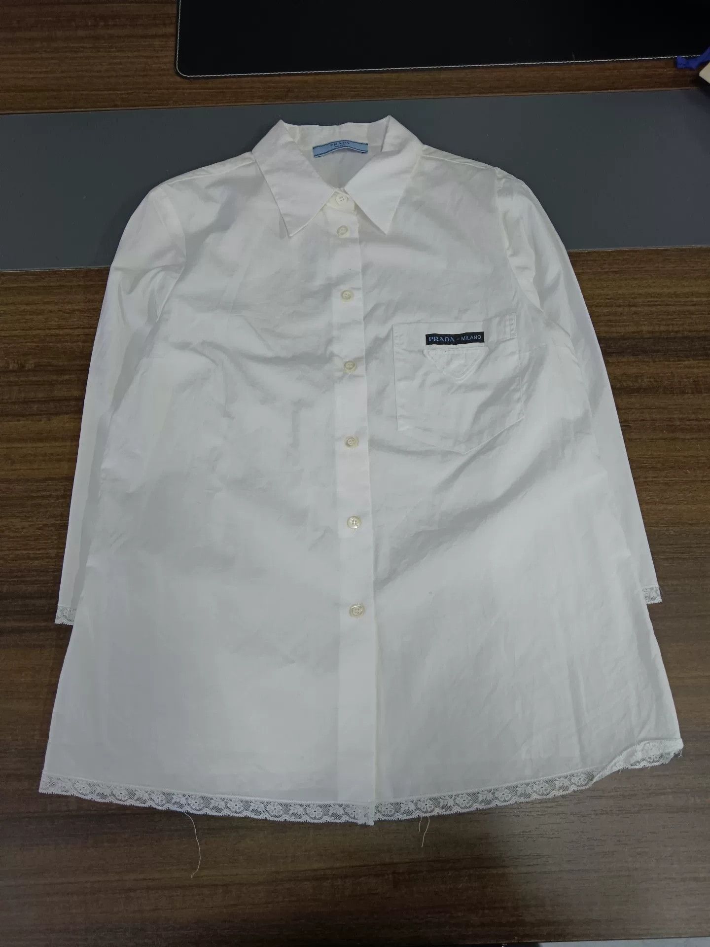 Prada Prada Lace Trim Triangle Logo Shirt IT 40 Size S / US 4 / IT 40 - 2 Thumbnail