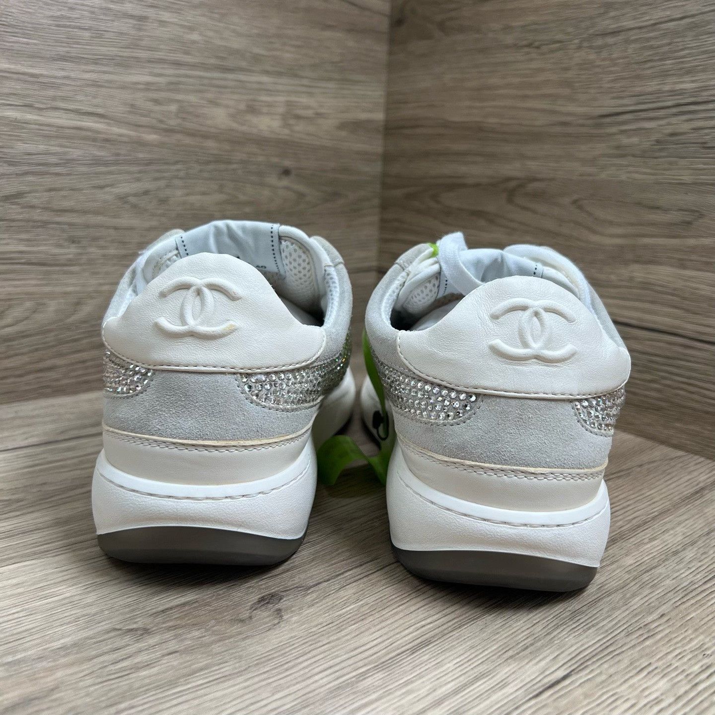 Chanel Chanel White Lowtop Sneakers us_10 Women Size US 10 / IT 40 - 5 Thumbnail
