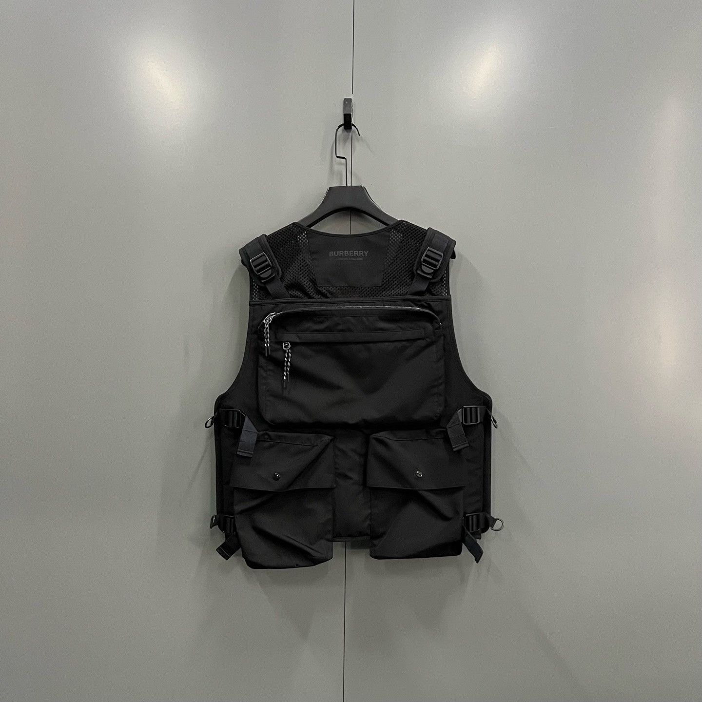 Burberry Burberry Cargo Black Tank Top l Men Size US L / EU 52-54 / 3 - 2 Thumbnail