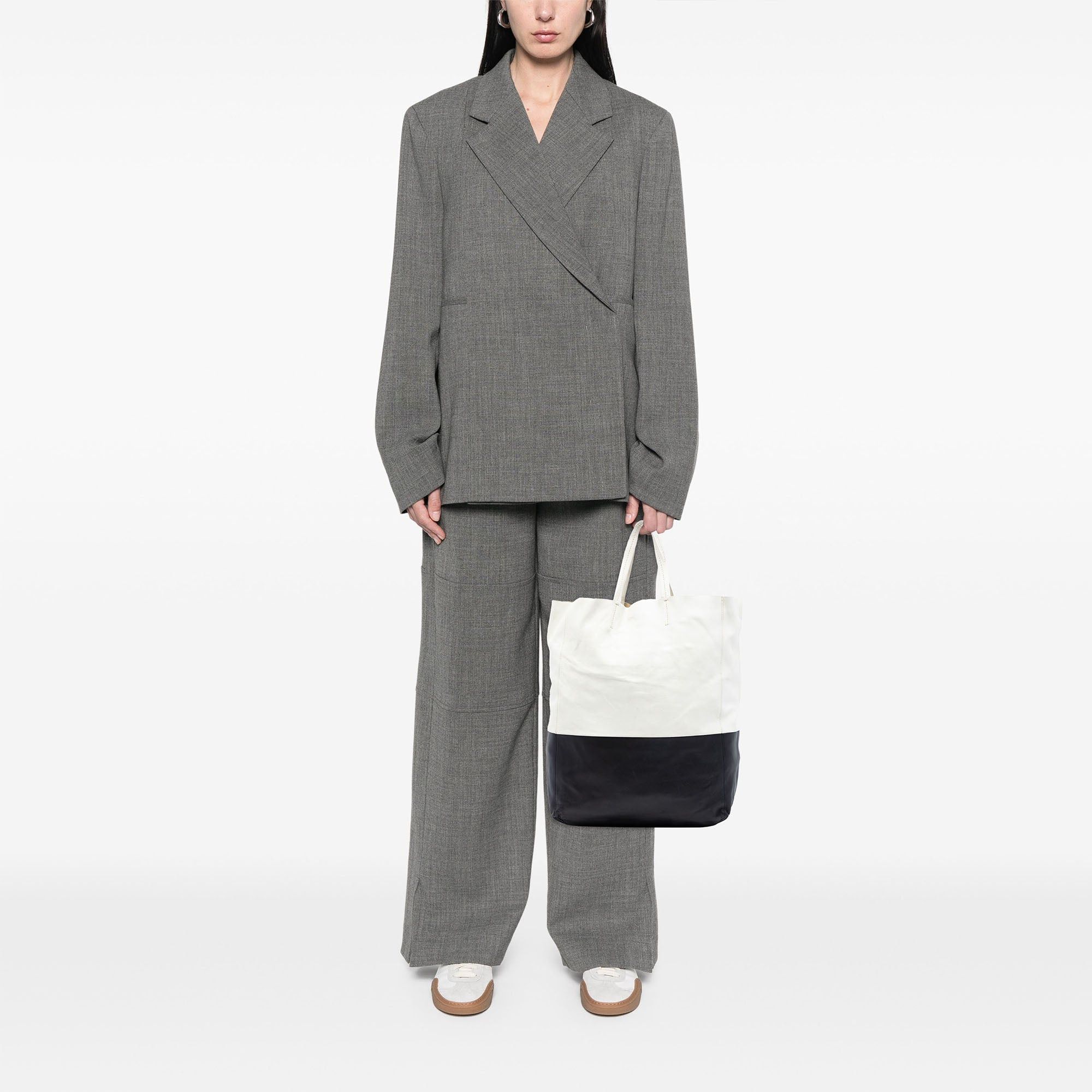 Celine Bicolor Leather Vertical Cabas Tote Size ONE SIZE - 7 Thumbnail