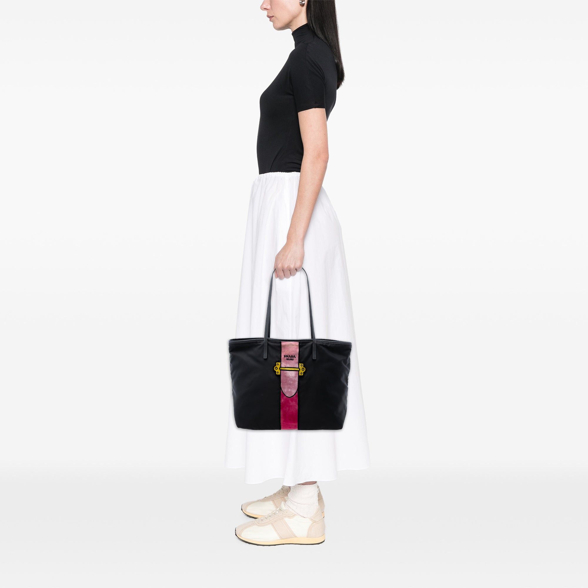 Prada Tessuto Velluto Ricamo Trompe L oeil Tote Size ONE SIZE - 6 Thumbnail