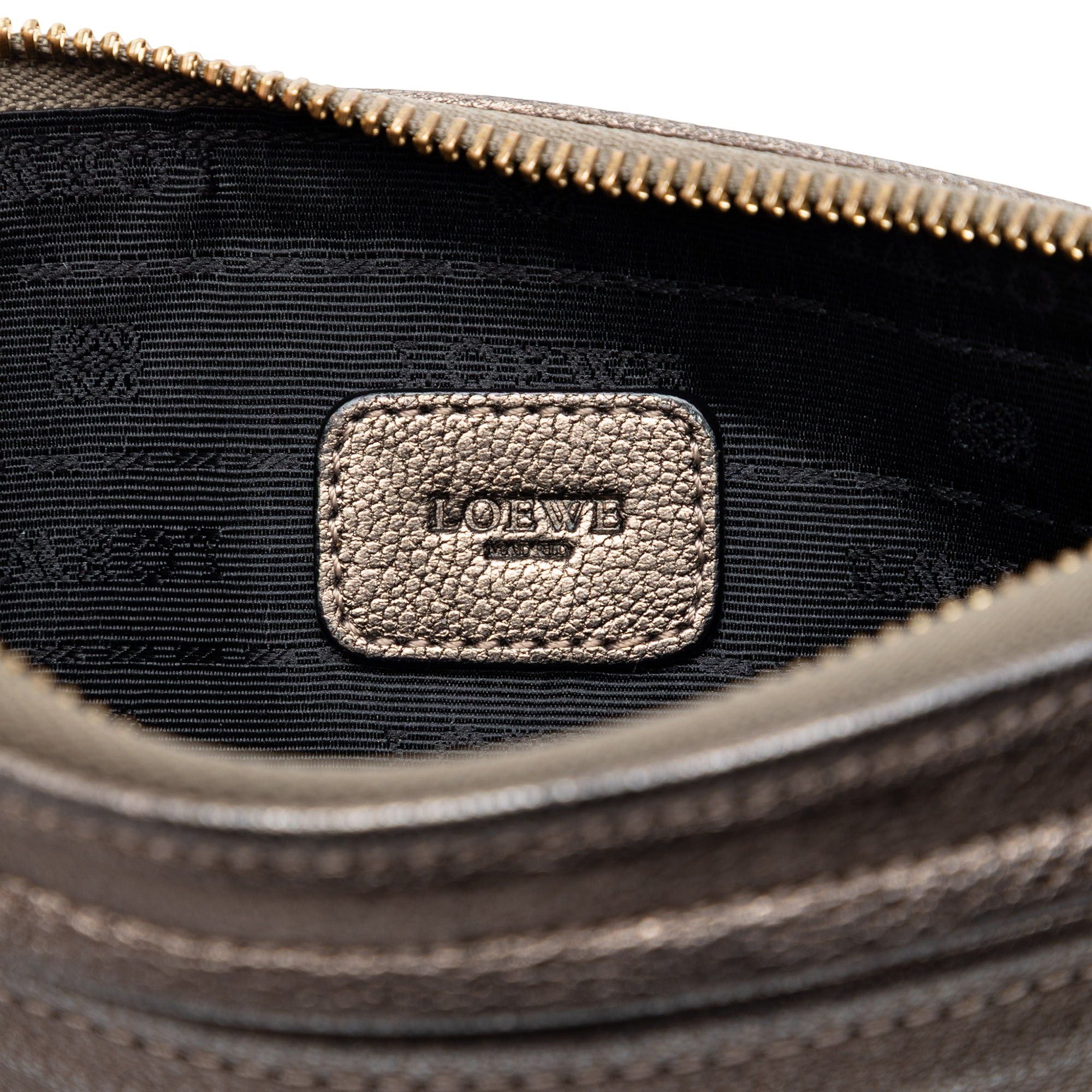 Loewe Metallic Leather Anagram Crossbody Size ONE SIZE - 5 Thumbnail