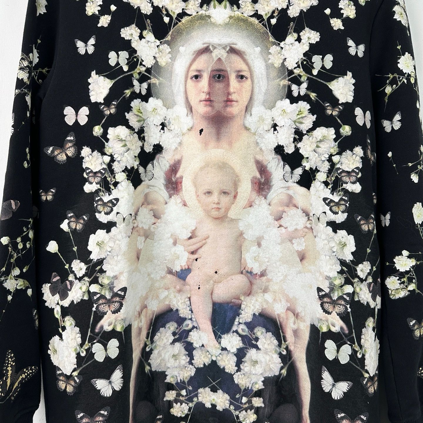 Givenchy Givenchy Madonna Floral Print Sweatshirt Size S Size US S / EU 44-46 / 1 - 5 Thumbnail