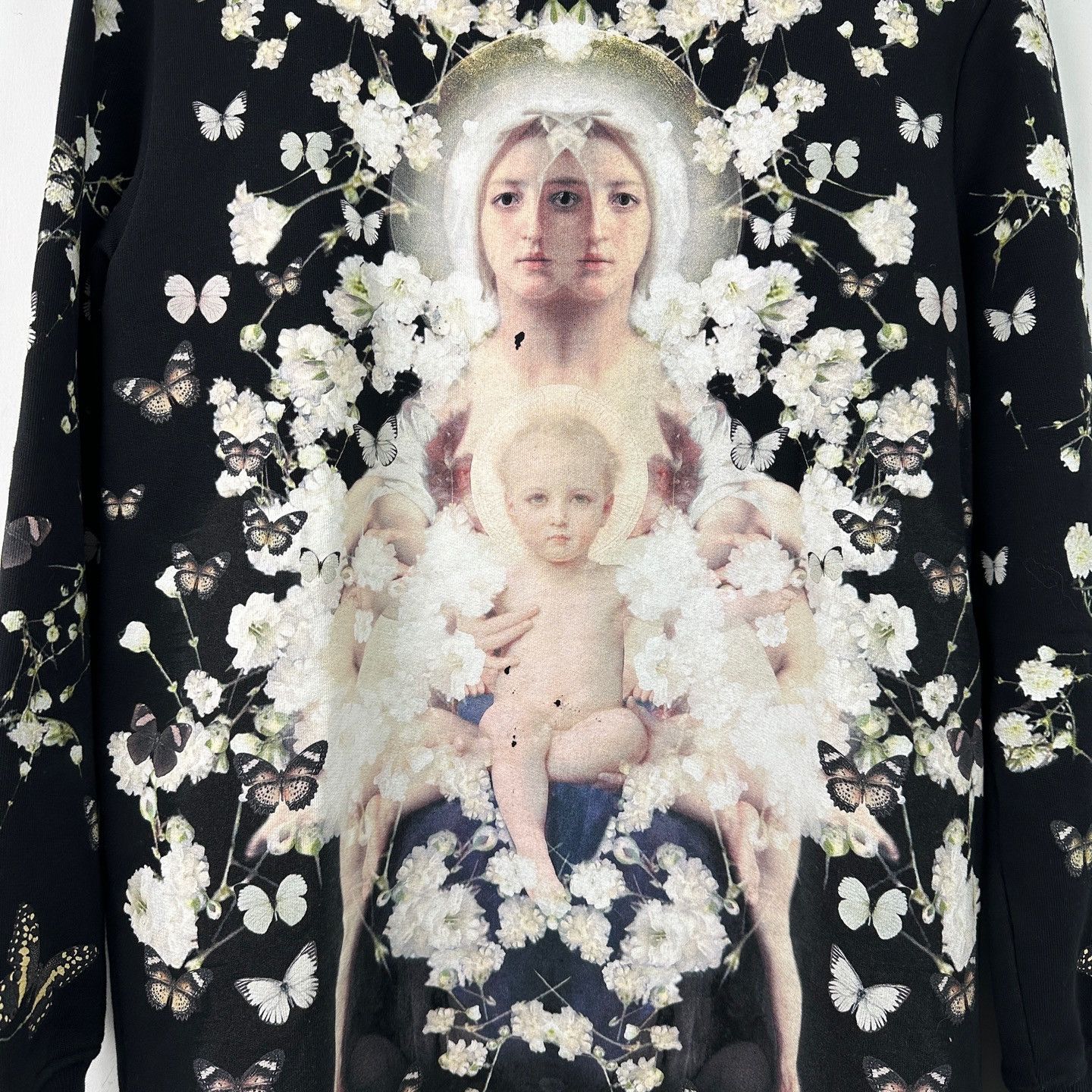 Givenchy Givenchy Madonna Floral Print Sweatshirt Size S Size US S / EU 44-46 / 1 - 7 Thumbnail