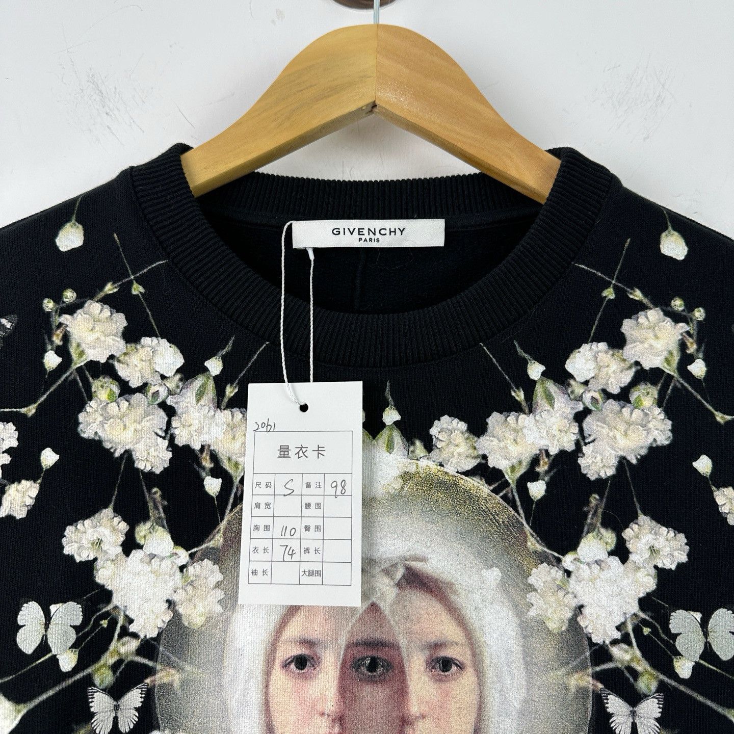 Givenchy Givenchy Madonna Floral Print Sweatshirt Size S Size US S / EU 44-46 / 1 - 4 Thumbnail