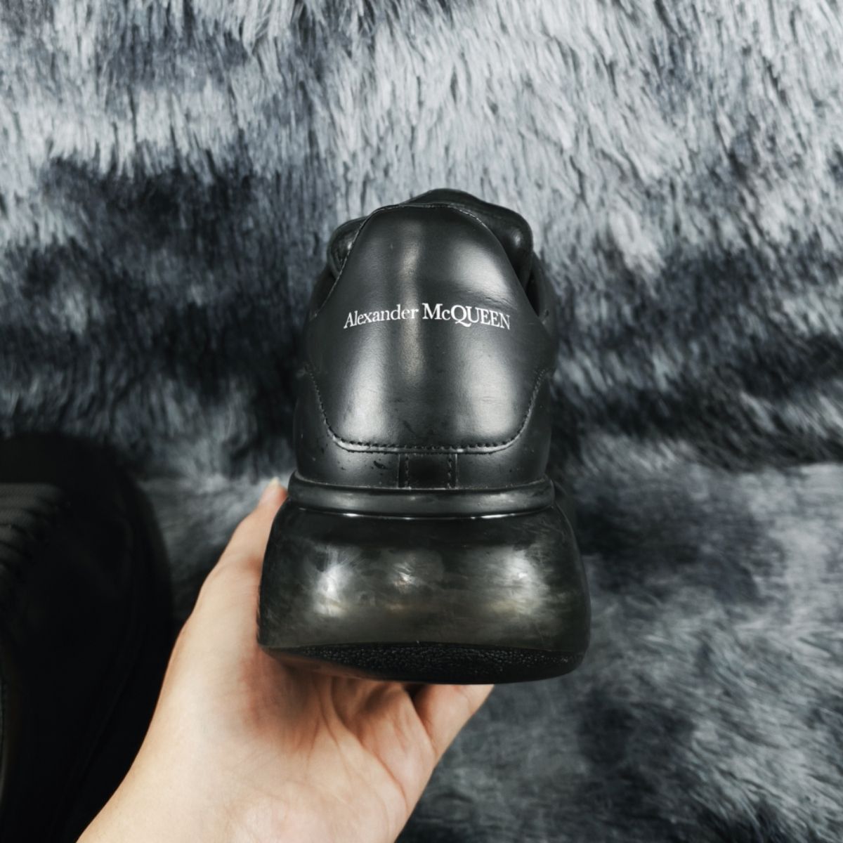 Alexander McQueen Alexander McQueen Black Oversized Sneakers 42 Size US 9 / EU 42 - 13 Thumbnail
