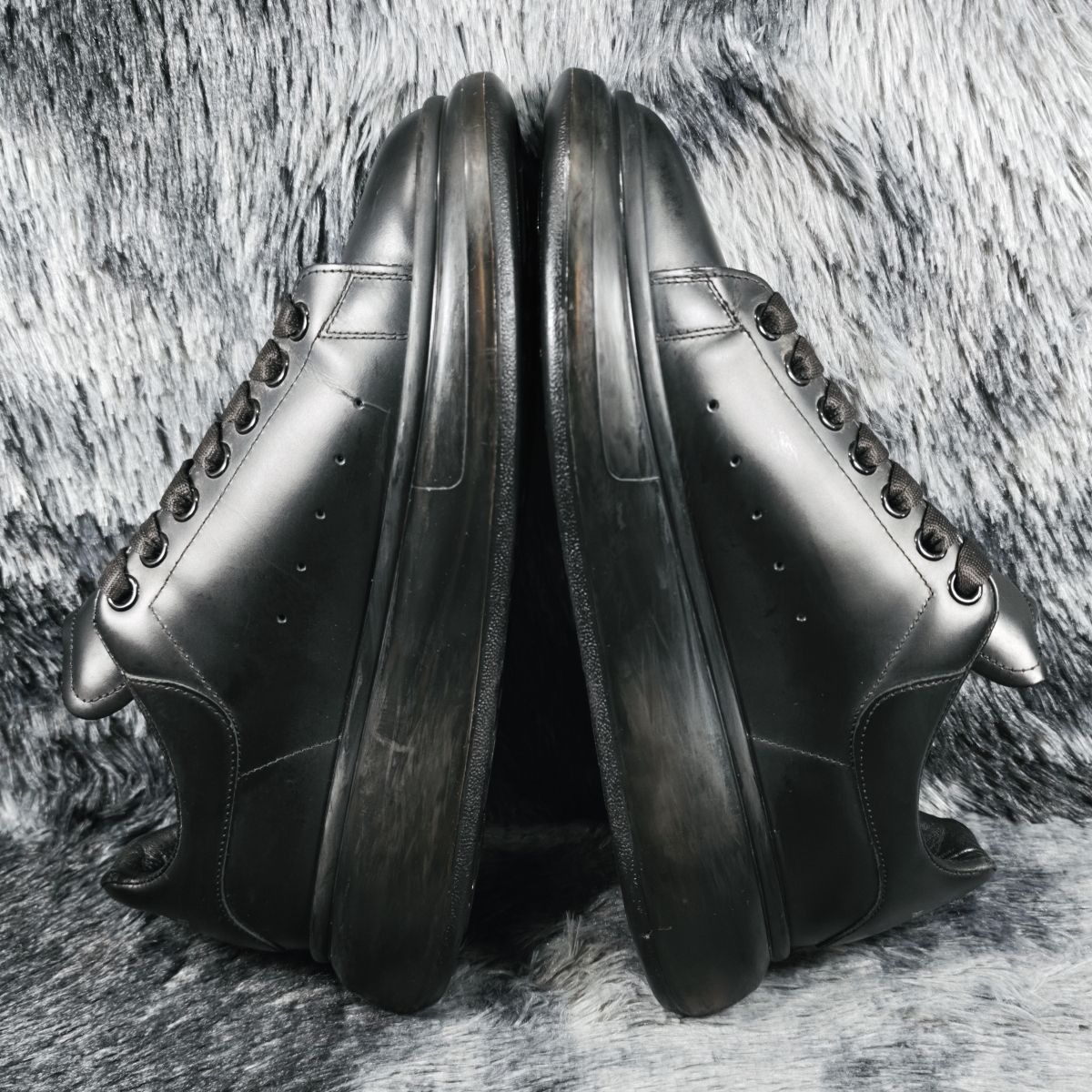 Alexander McQueen Alexander McQueen Black Oversized Sneakers 42 Size US 9 / EU 42 - 6 Thumbnail