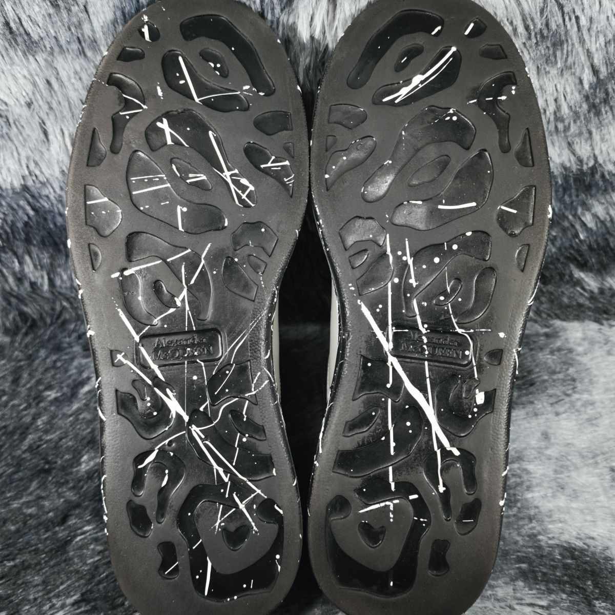 Alexander McQueen Alexander McQueen Paint Splatter Oversized Sneakers US 8 Size US 8 / EU 41 - 6 Thumbnail