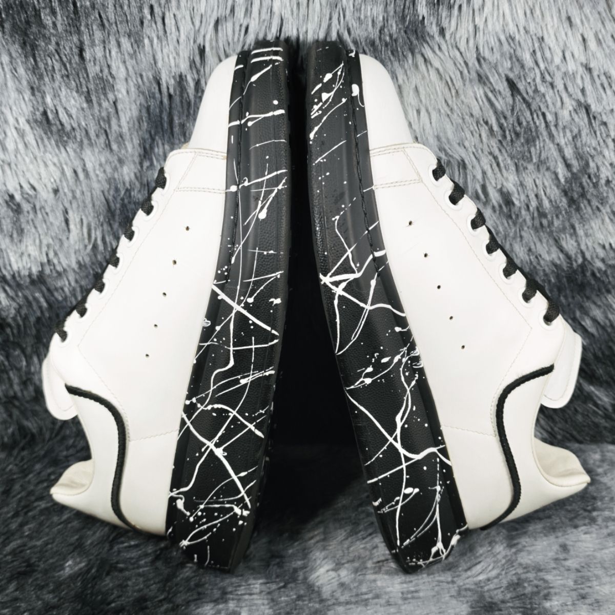 Alexander McQueen Alexander McQueen Paint Splatter Oversized Sneakers US 8 Size US 8 / EU 41 - 5 Thumbnail