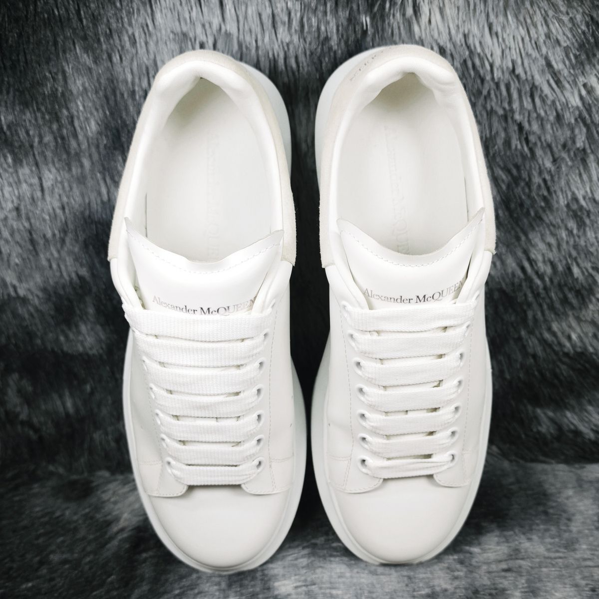 Alexander McQueen Alexander McQueen Leather Oversized Sneakers US 8 Size US 8 / EU 41 - 7 Thumbnail