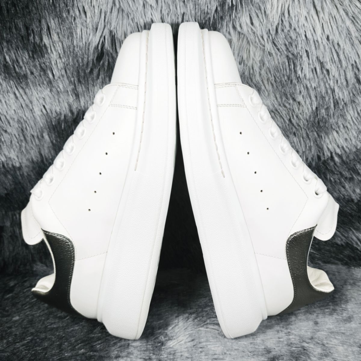 Alexander McQueen Alexander McQueen Oversized Metallic Heel Sneakers 41 Size US 8 / EU 41 - 5 Thumbnail