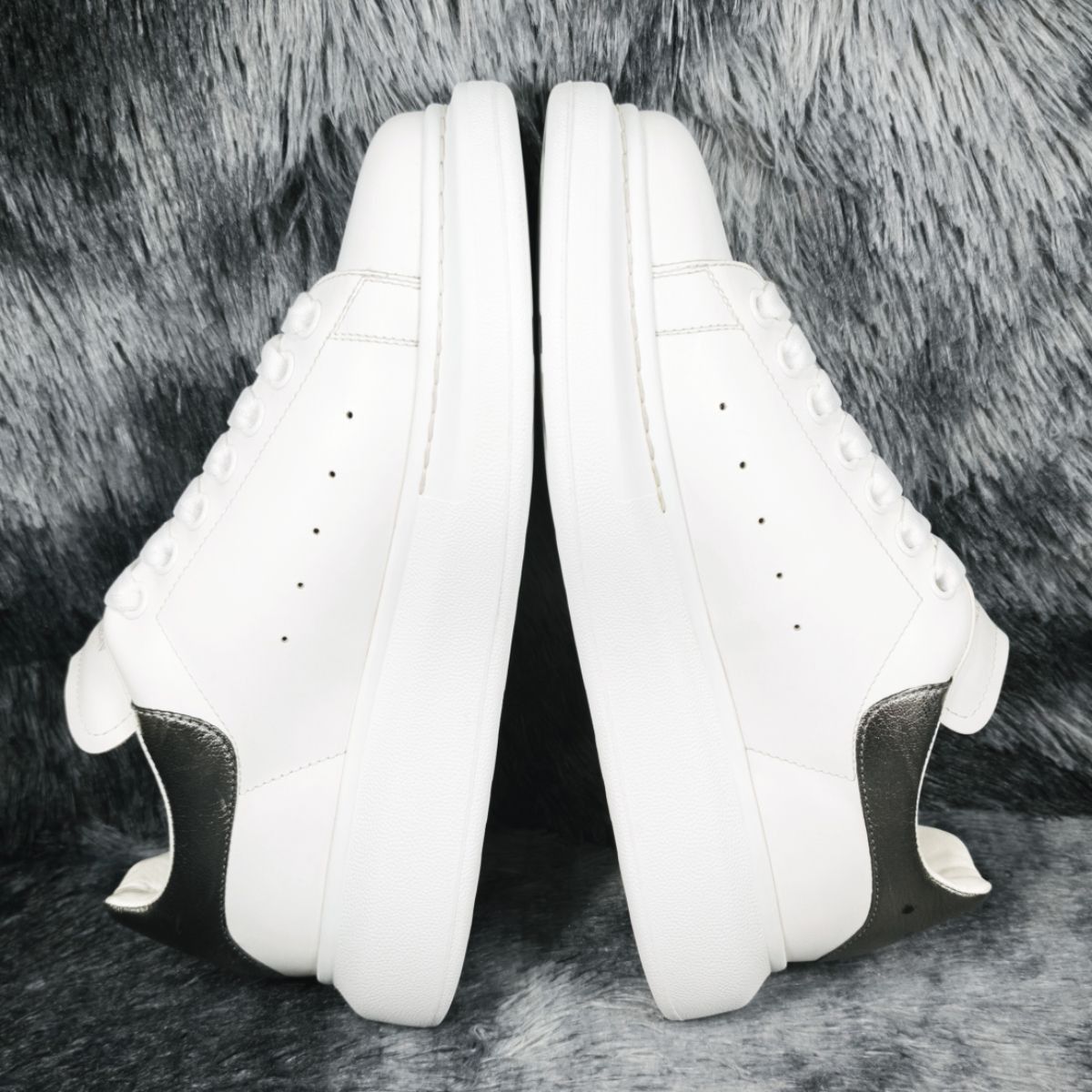 Alexander McQueen Alexander McQueen Oversized Metallic Heel Sneakers 41 Size US 8 / EU 41 - 6 Thumbnail