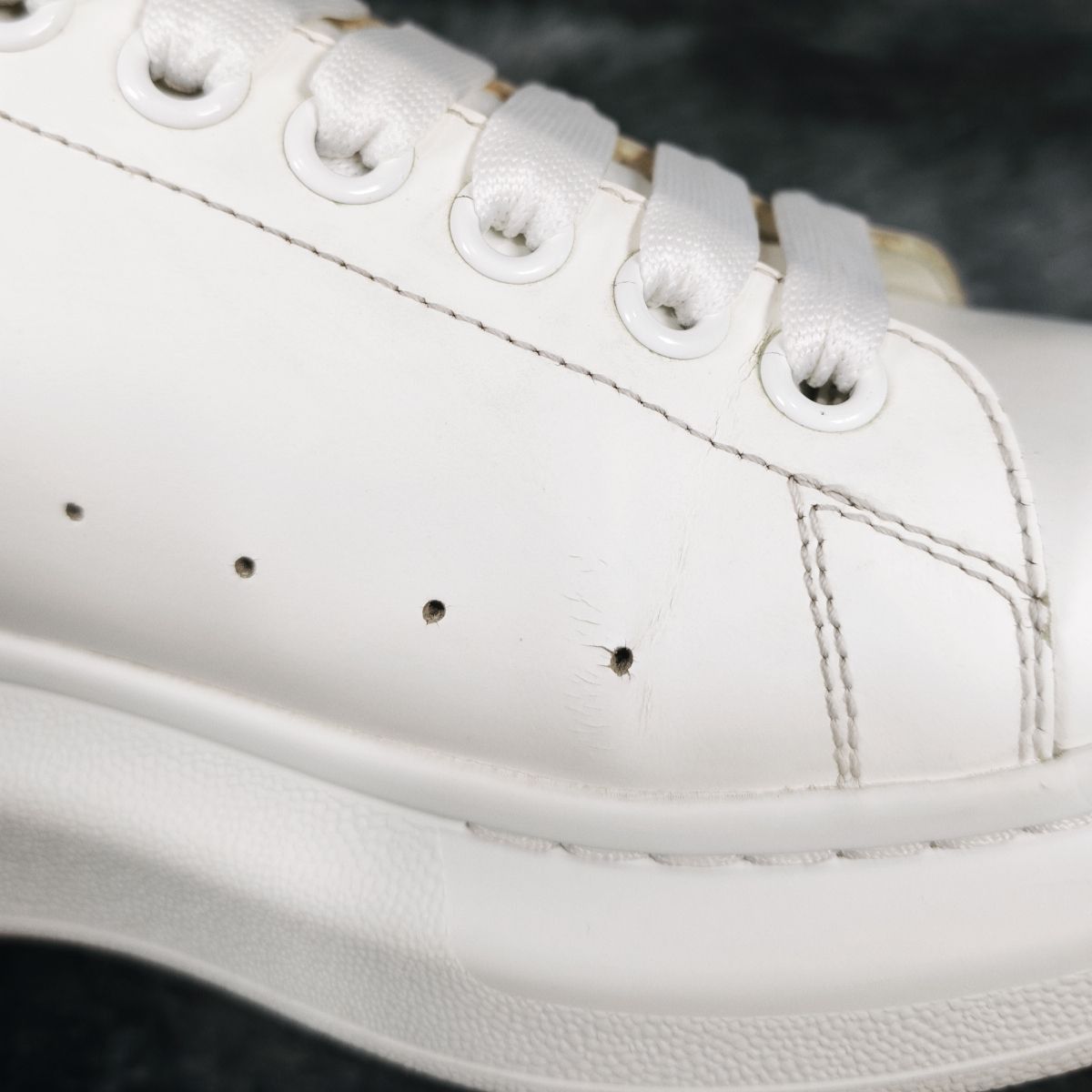 Alexander McQueen Alexander McQueen Studded Heel Oversized Sneakers 41 Size US 8 / EU 41 - 18 Thumbnail