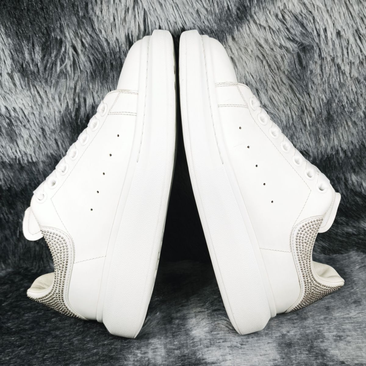 Alexander McQueen Alexander McQueen Studded Heel Oversized Sneakers 41 Size US 8 / EU 41 - 5 Thumbnail