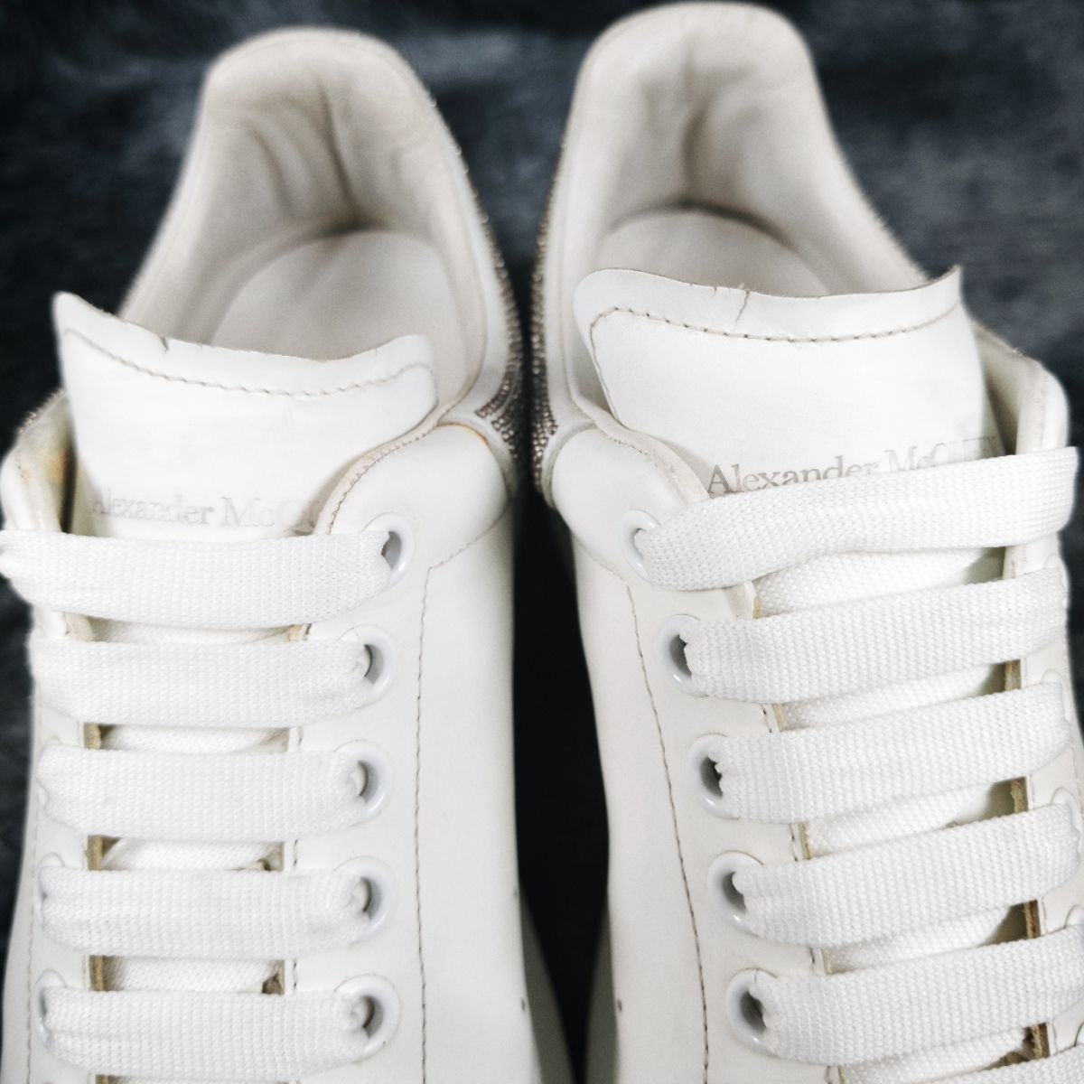 Alexander McQueen Alexander McQueen Studded Heel Oversized Sneakers 41 Size US 8 / EU 41 - 13 Thumbnail