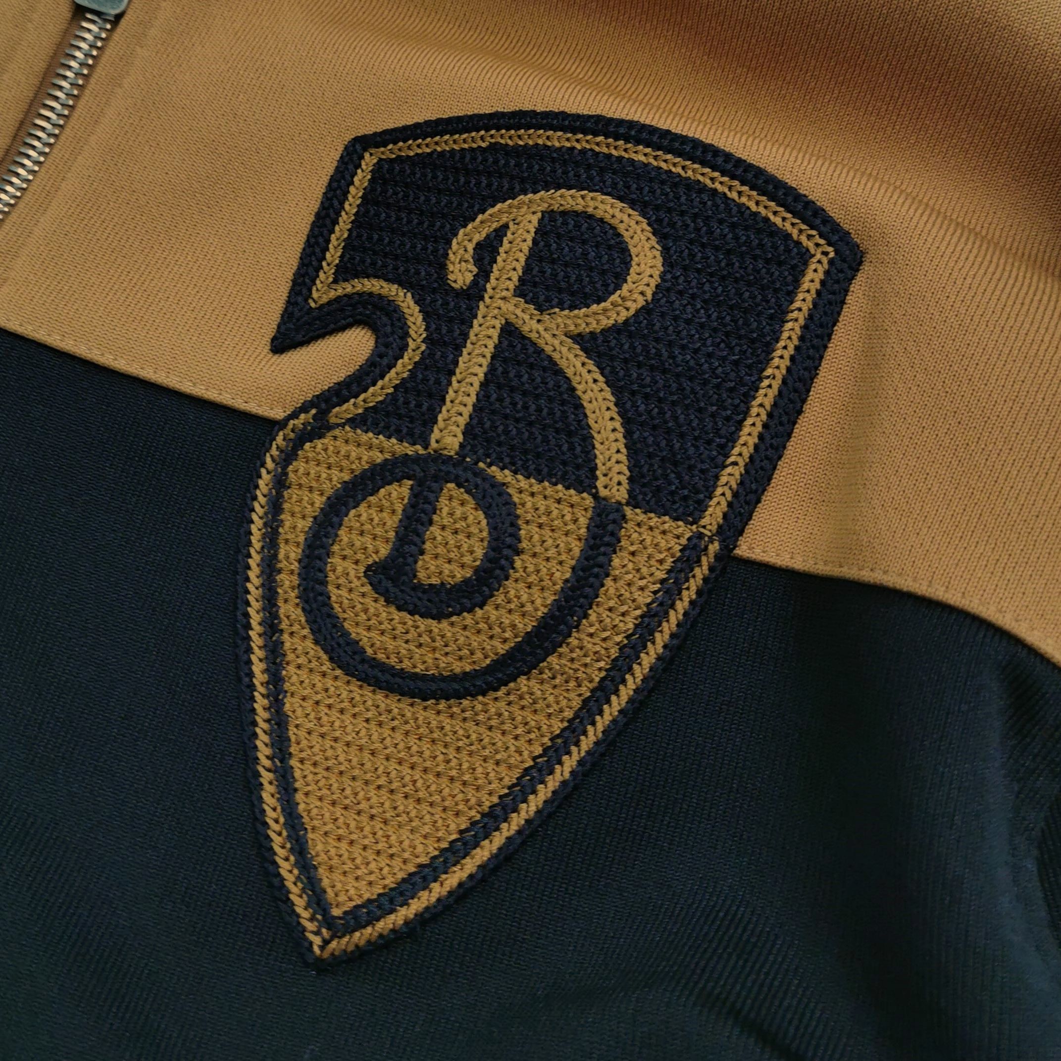 Burberry Burberry Two-Tone Shield Patch Hooded Jacket S Size US S / EU 44-46 / 1 - 4 Thumbnail