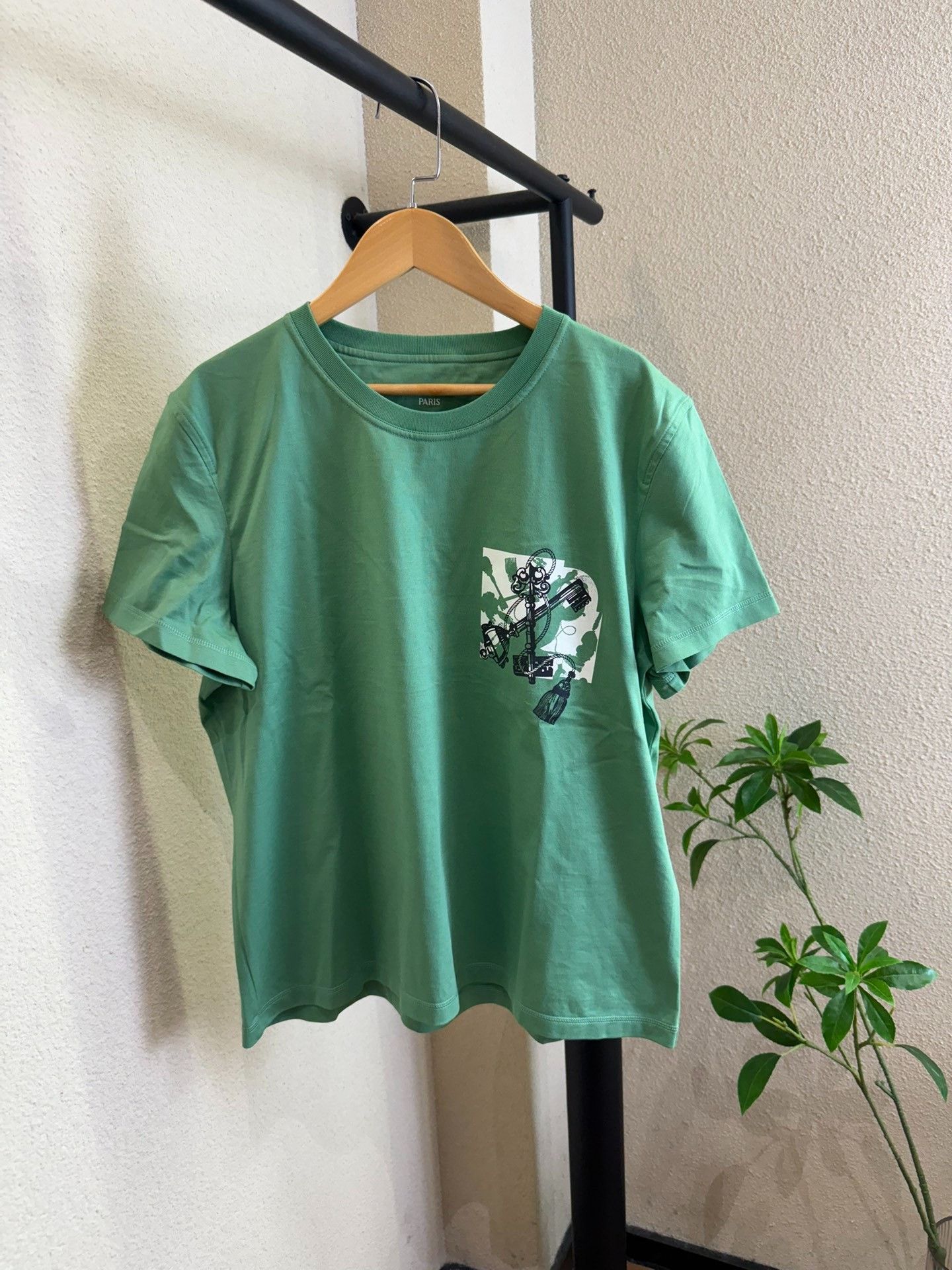 Hermes Hermes Key Print Graphic T-Shirt EU 42 Size US XS / EU 42 / 0 - 2 Thumbnail