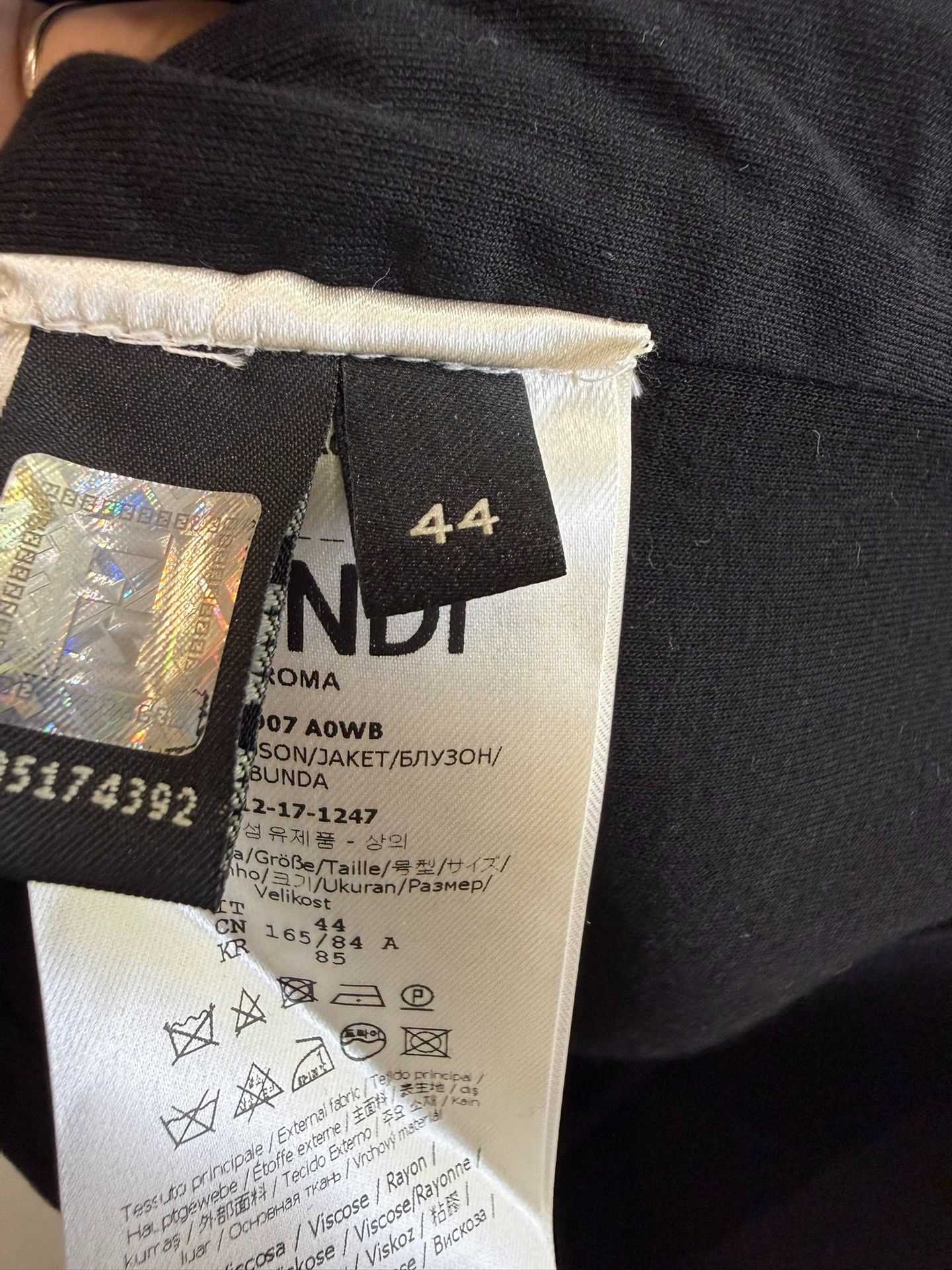 Fendi Fendi Passion Logo Embroidered Zip Hoodie Size 44 Size US S / EU 44-46 / 1 - 6 Thumbnail