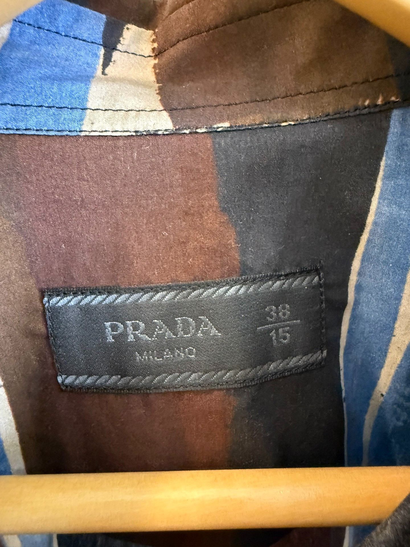 Prada Prada Multi-Color Graphic Shirt Size 38 Size US S / EU 44-46 / 1 - 4 Thumbnail