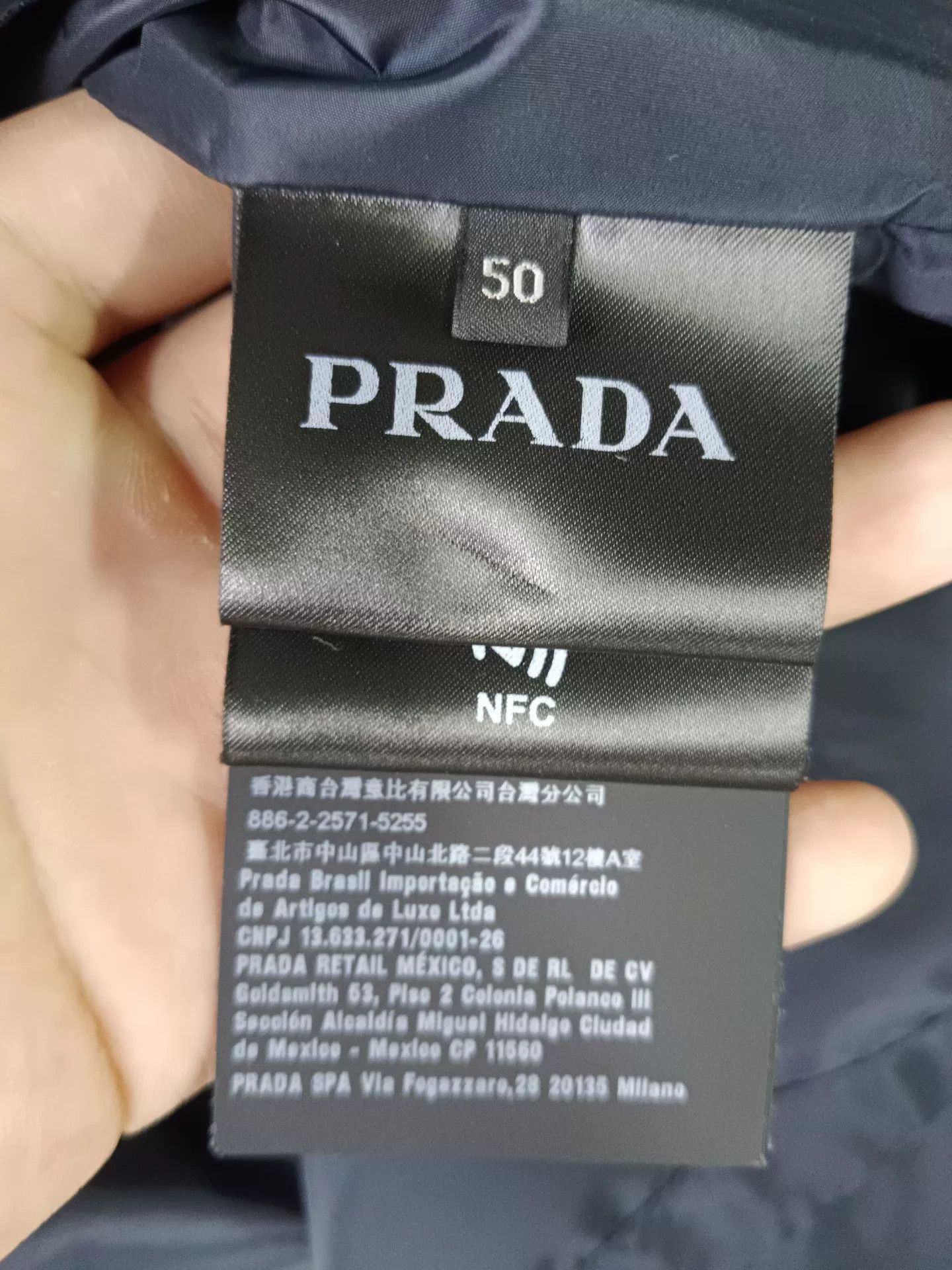 Prada Prada Triangle Logo Hooded Nylon Jacket 50 Size US M / EU 48-50 / 2 - 4 Thumbnail