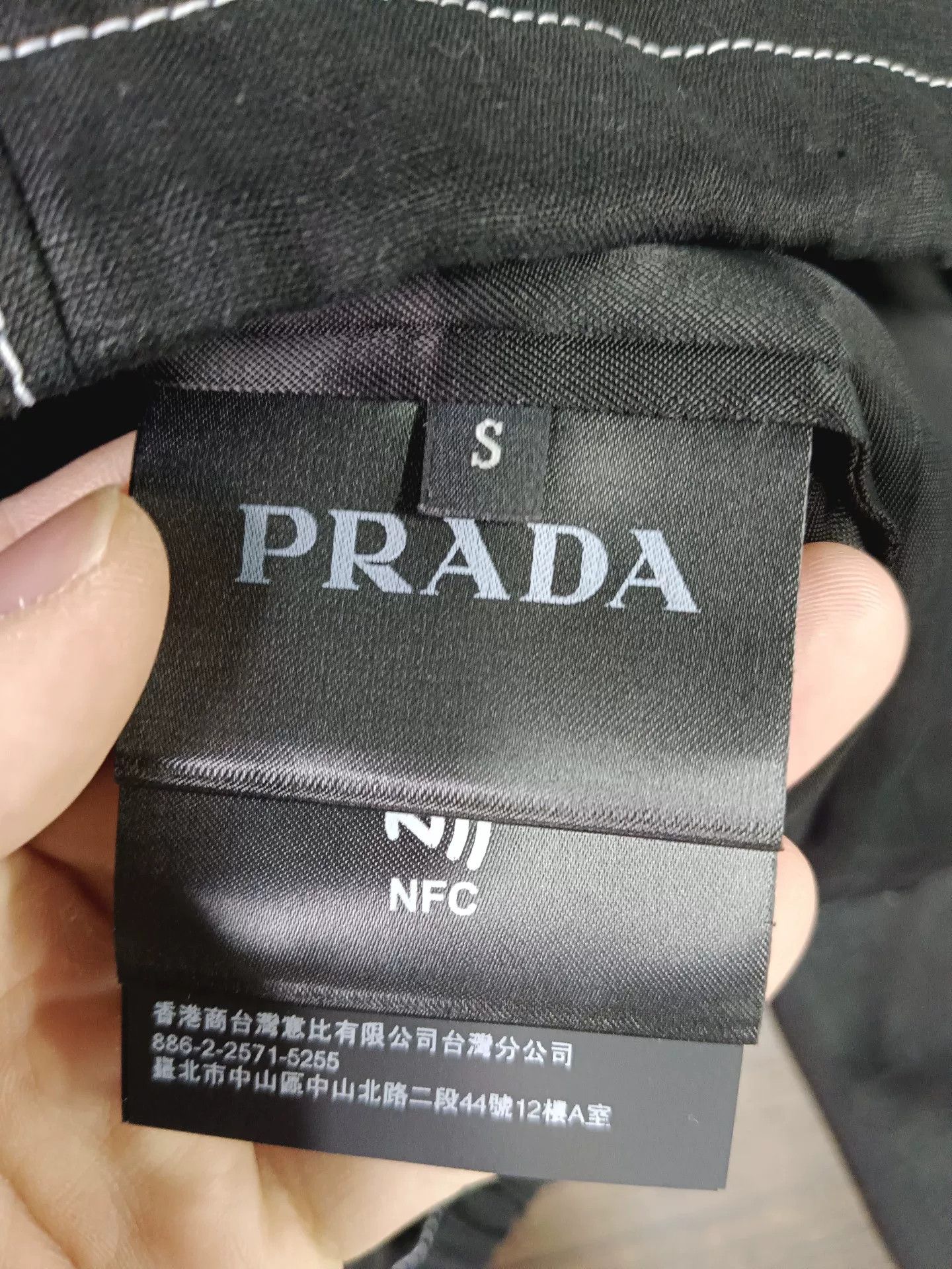 Prada Prada Contrast Stitch Zip Jacket Size S Size US S / EU 44-46 / 1 - 5 Thumbnail