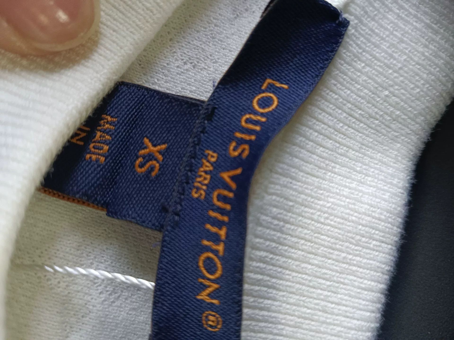 Louis Vuitton Louis Vuitton Monogram Chain T-Shirt XS Size US XS / EU 42 / 0 - 5 Thumbnail