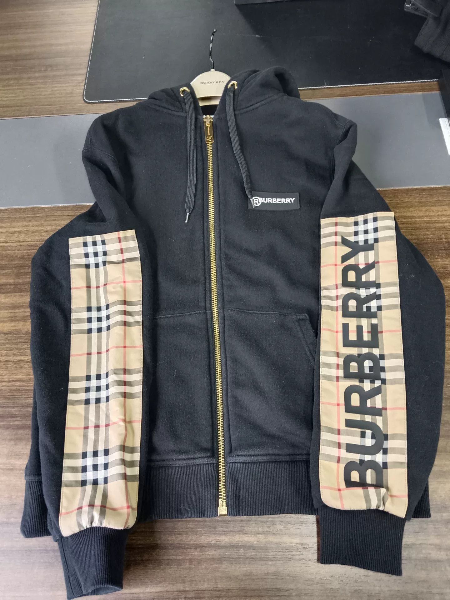 Burberry Burberry Check Sleeve Logo Zip Hoodie Size S Size US S / EU 44-46 / 1 - 2 Thumbnail