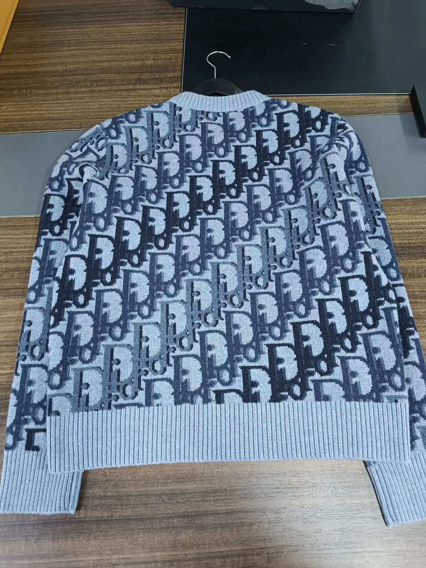 Dior Dior Oblique Pattern Wool Sweater Size L Size US L / EU 52-54 / 3 - 3 Thumbnail