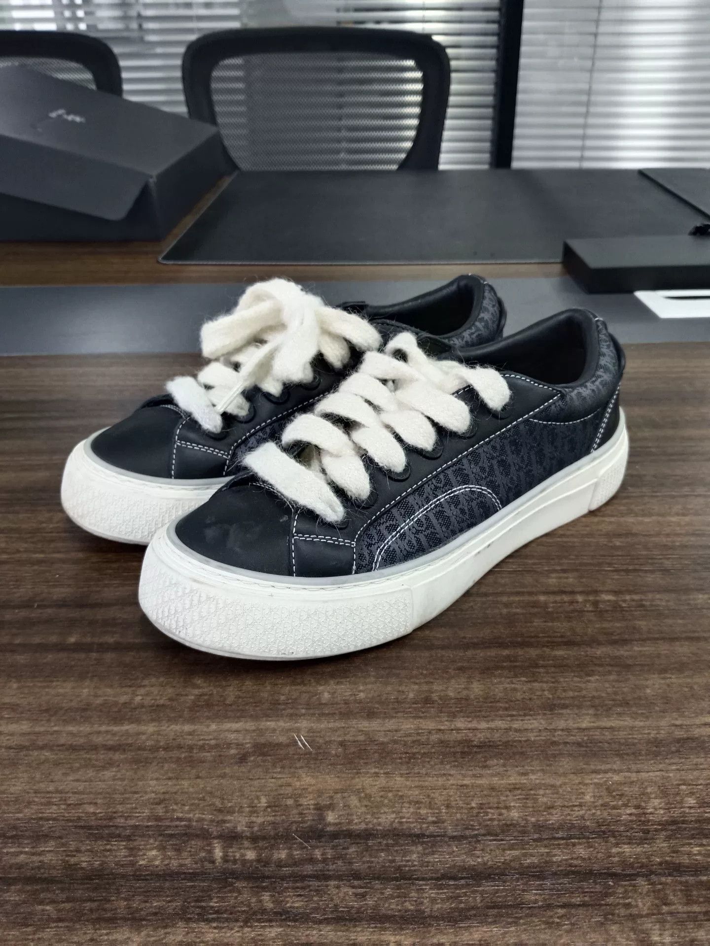 Dior Dior B33 Oblique Low-Top Sneakers Size 41 Size US 8 / EU 41 - 2 Thumbnail